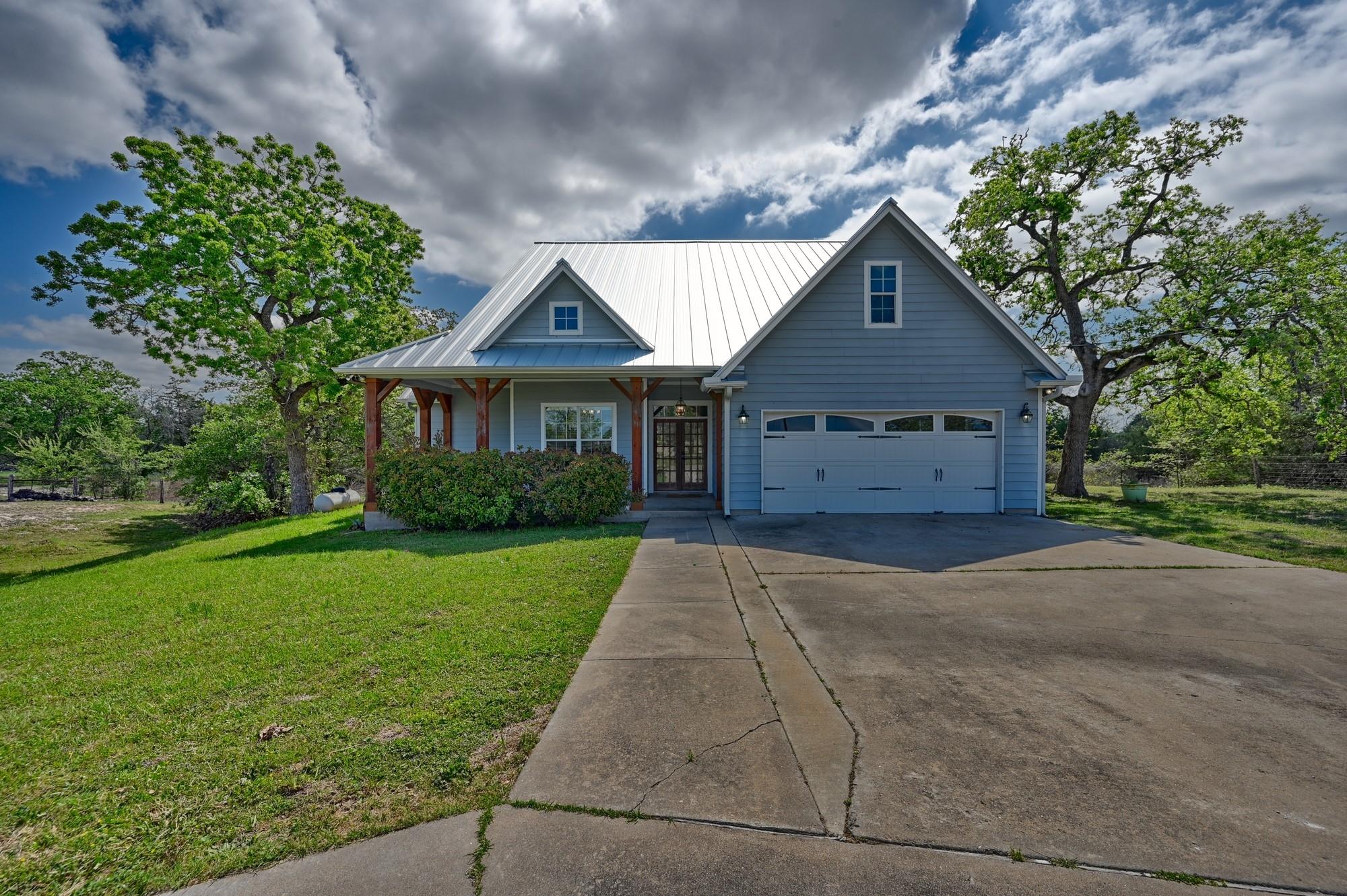 350 Owl Creek Rd, Giddings, TX 78942