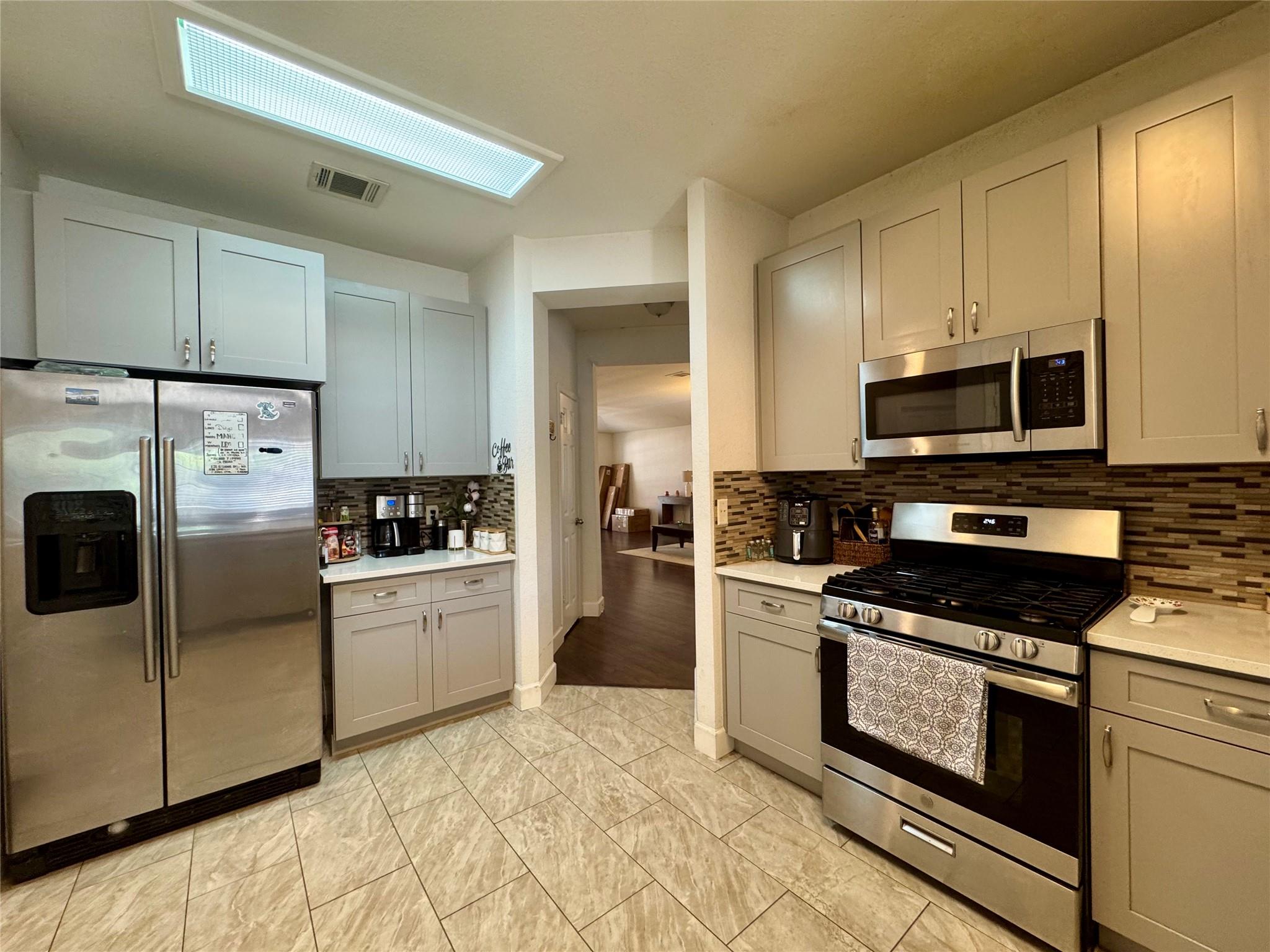 1208 Leah Ln, Round Rock, TX 78665