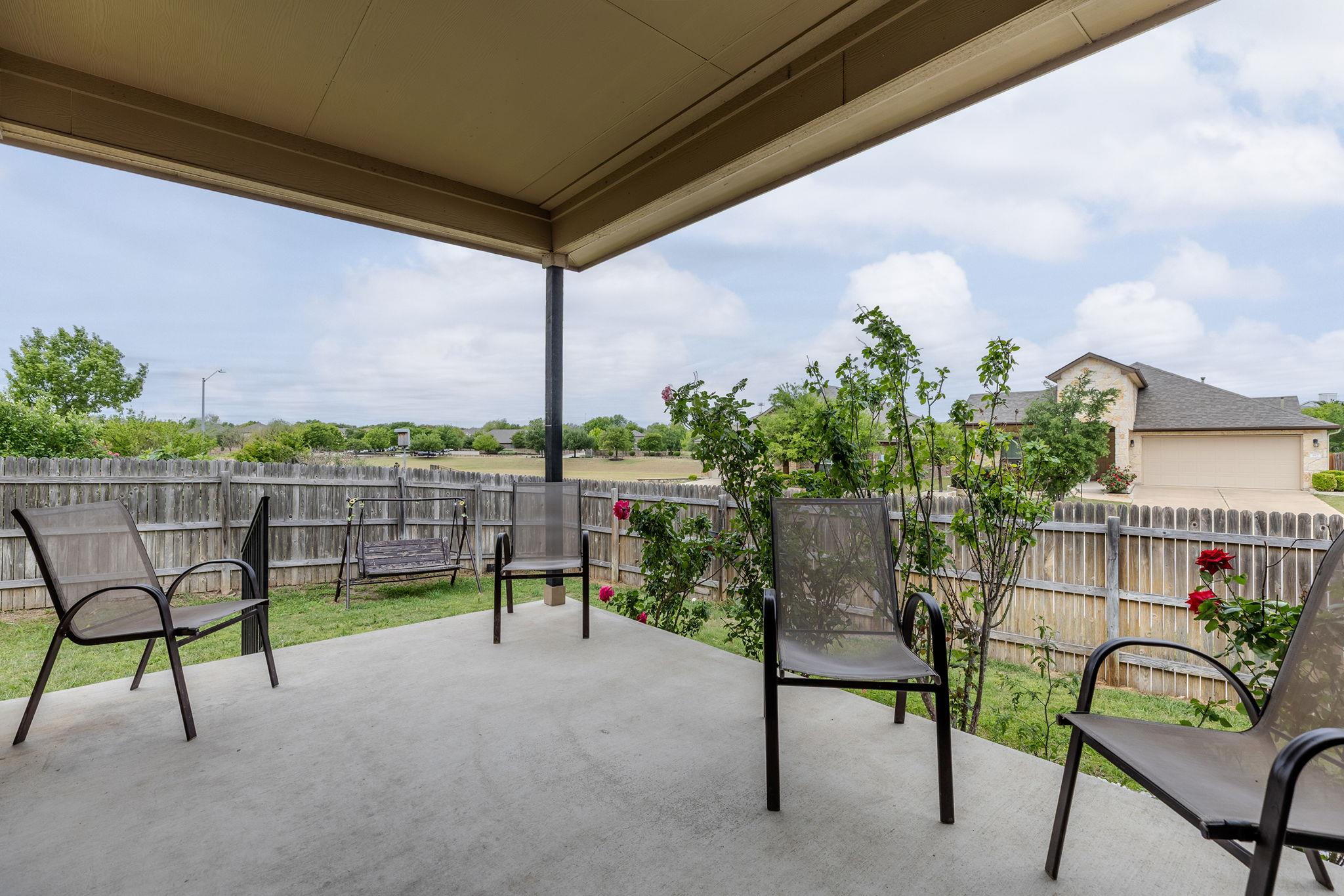 1900 Alvarado Dr, Round Rock, TX 78664