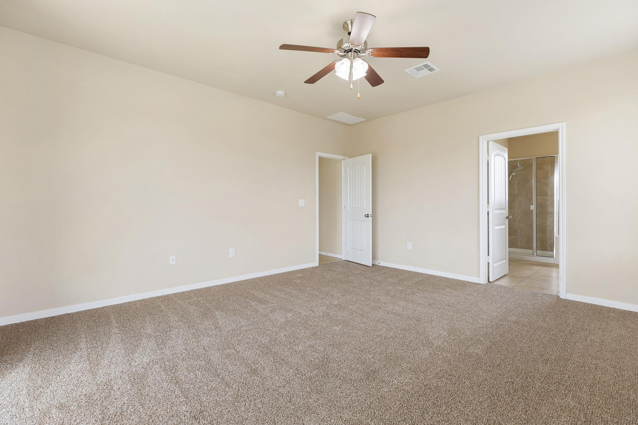 1900 Alvarado Dr, Round Rock, TX 78664