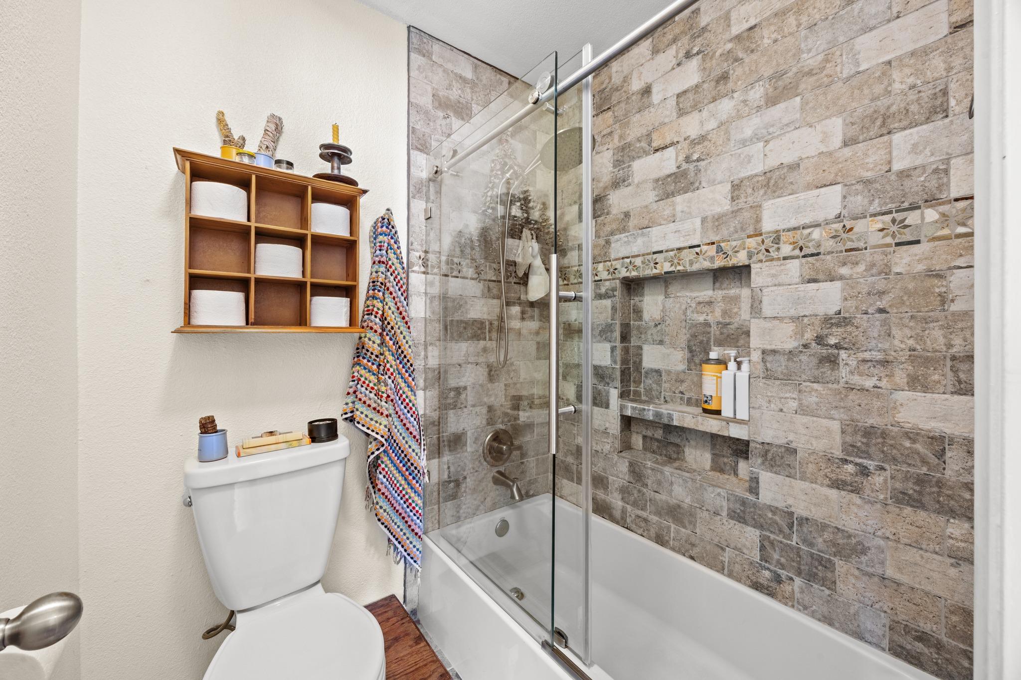 8906 Parkfield Dr # B, Austin, TX 78758