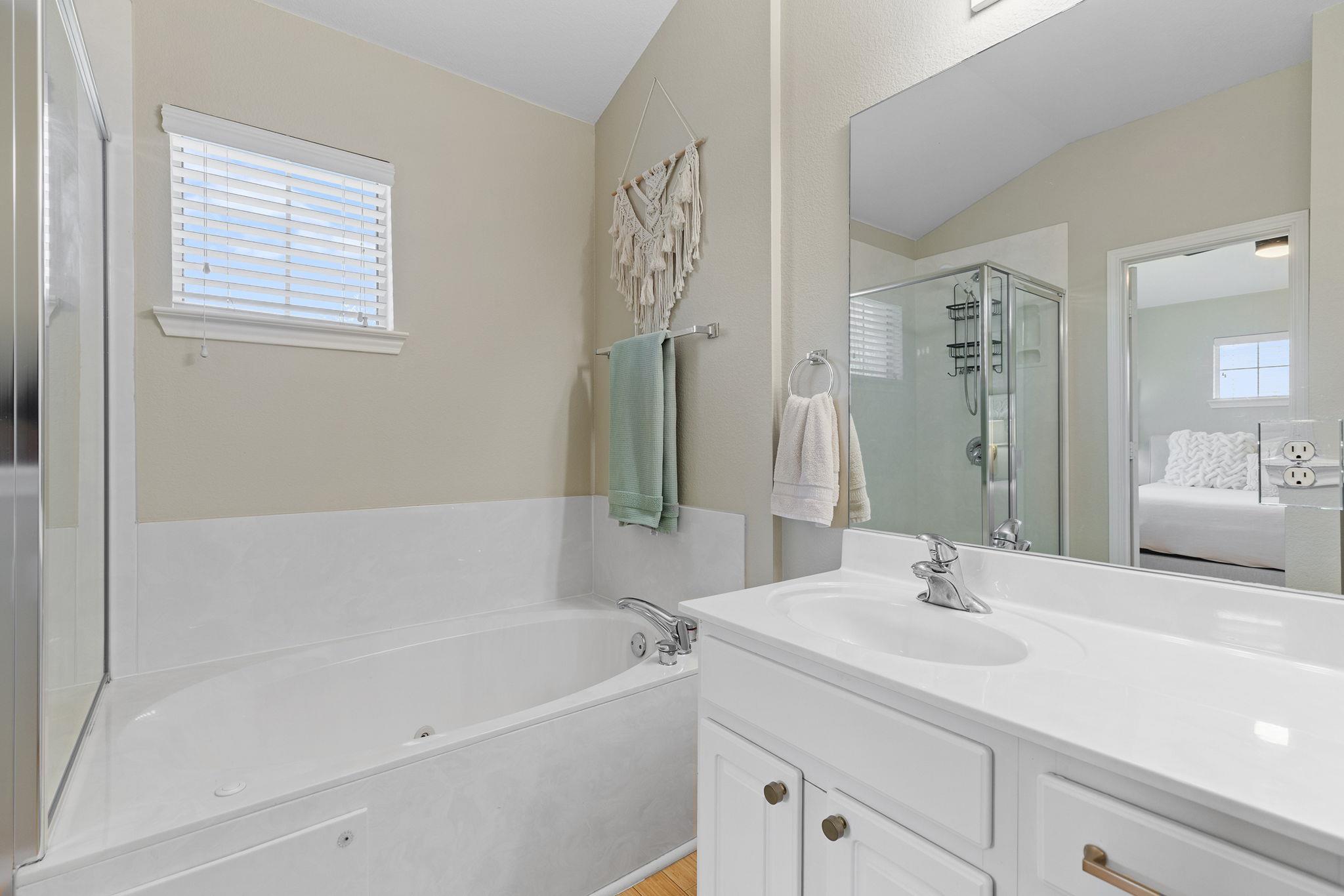 1900 Scofield Ridge Pkwy # 6803, Austin, TX 78727