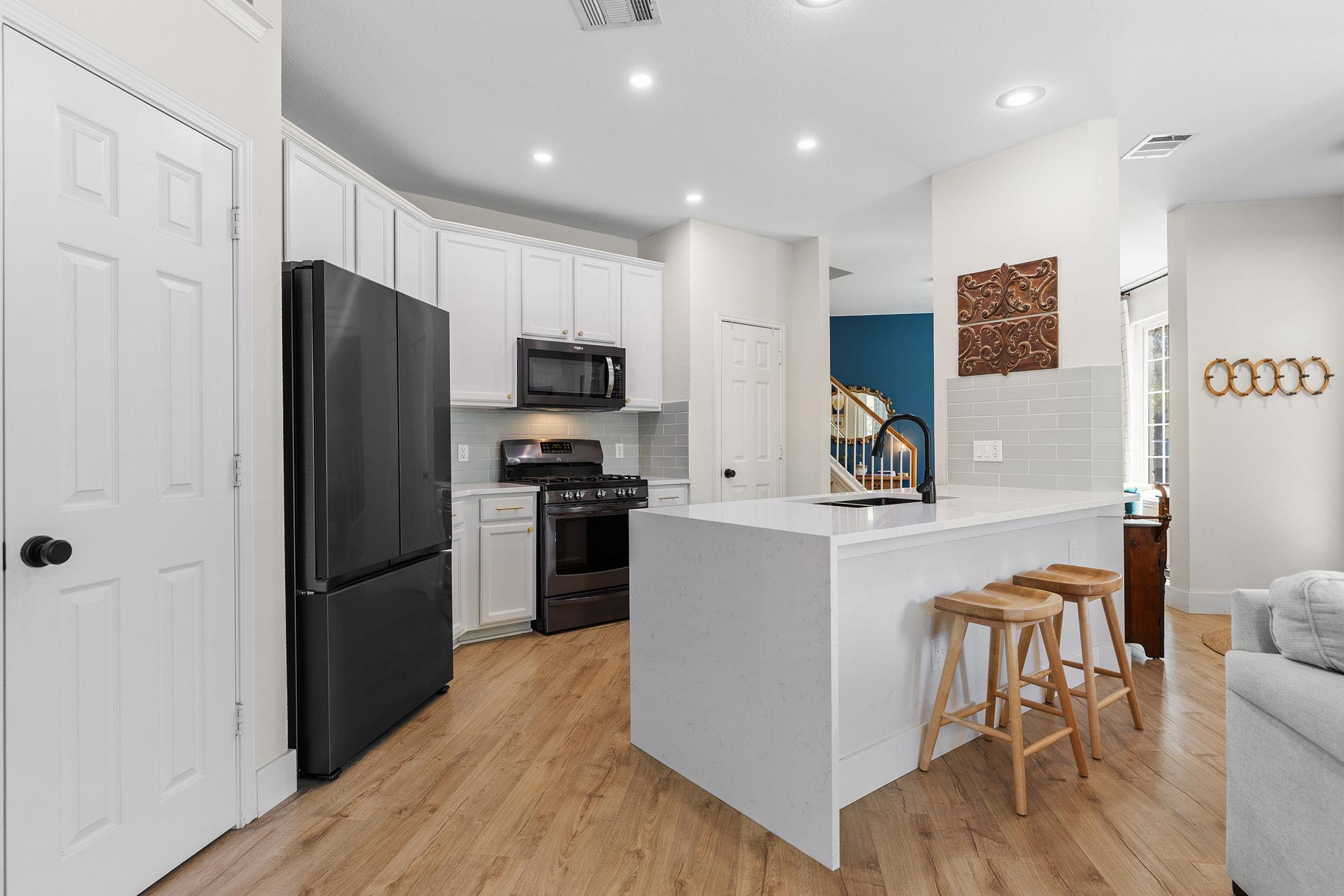 1900 Scofield Ridge Pkwy # 6803, Austin, TX 78727