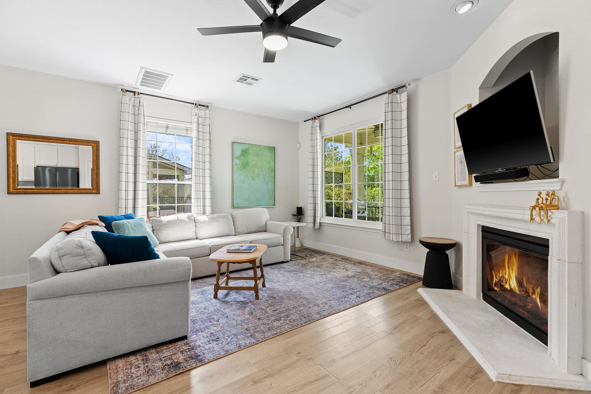 1900 Scofield Ridge Pkwy # 6803, Austin, TX 78727