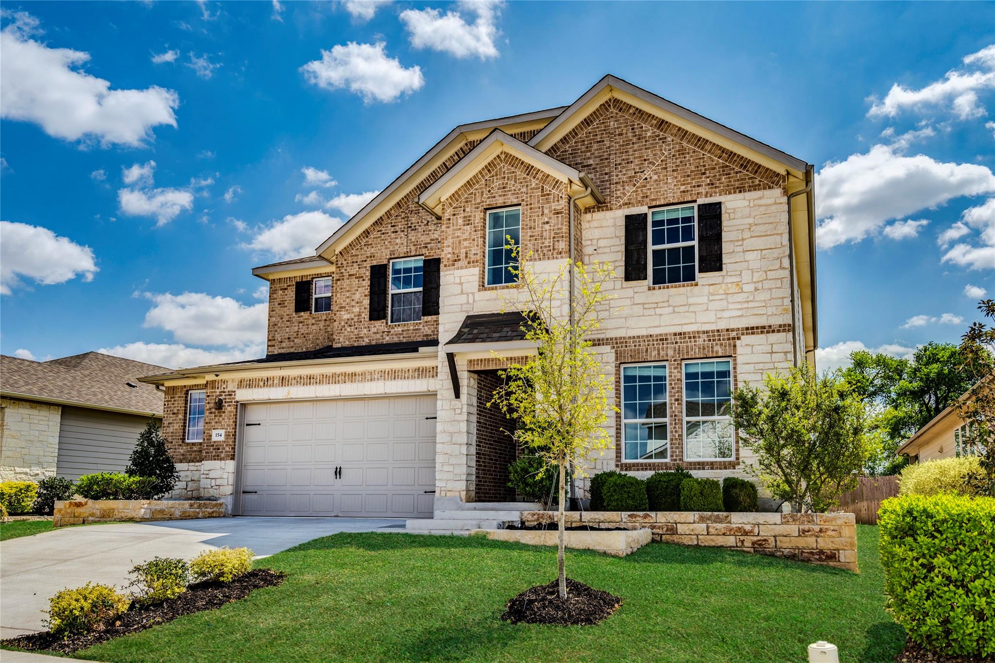 154 Bartlett Peak Ln, Dripping Springs, TX 78620