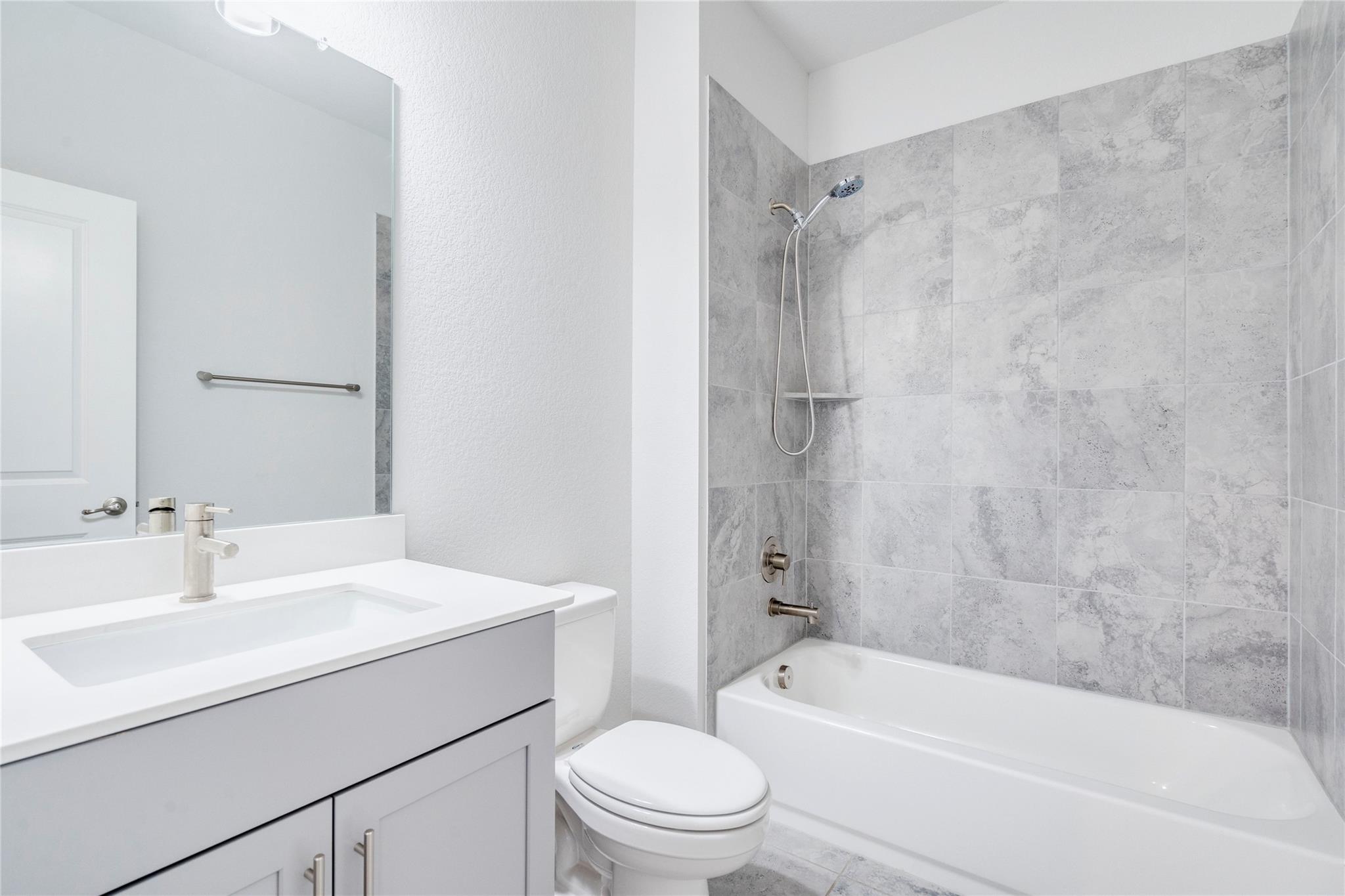 154 Bartlett Peak Ln, Dripping Springs, TX 78620