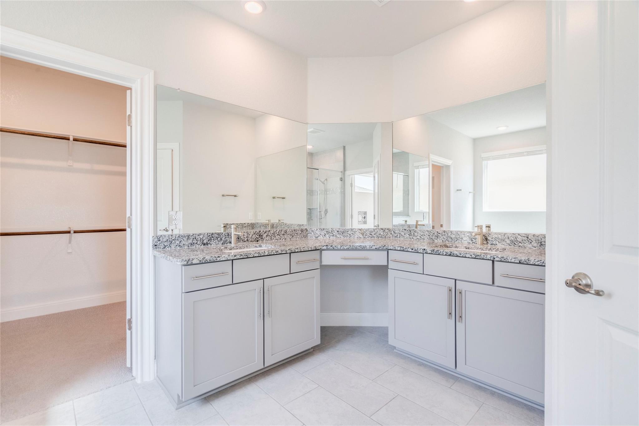 154 Bartlett Peak Ln, Dripping Springs, TX 78620