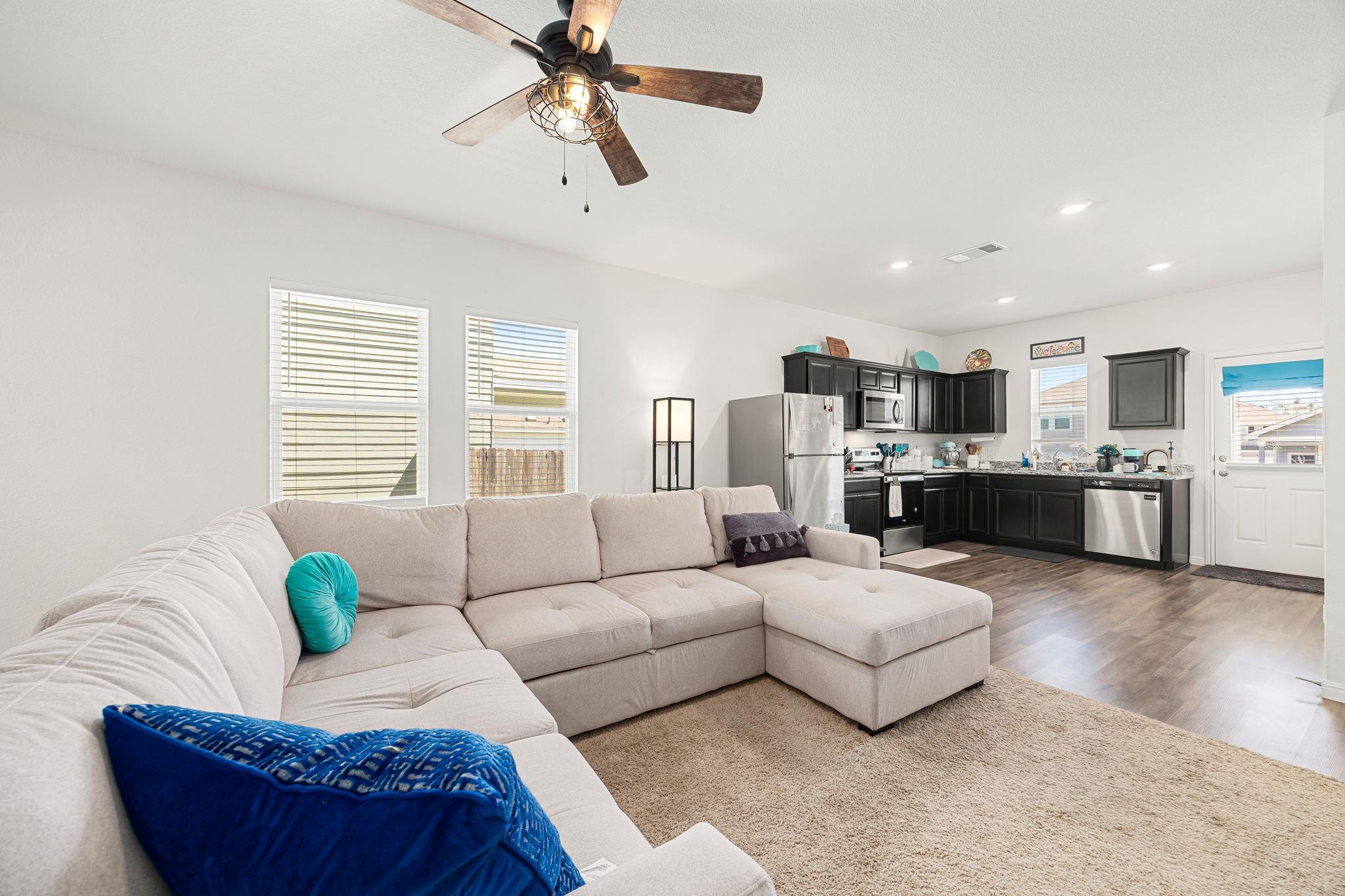 19415 Caymus Dr, Pflugerville, TX 78660