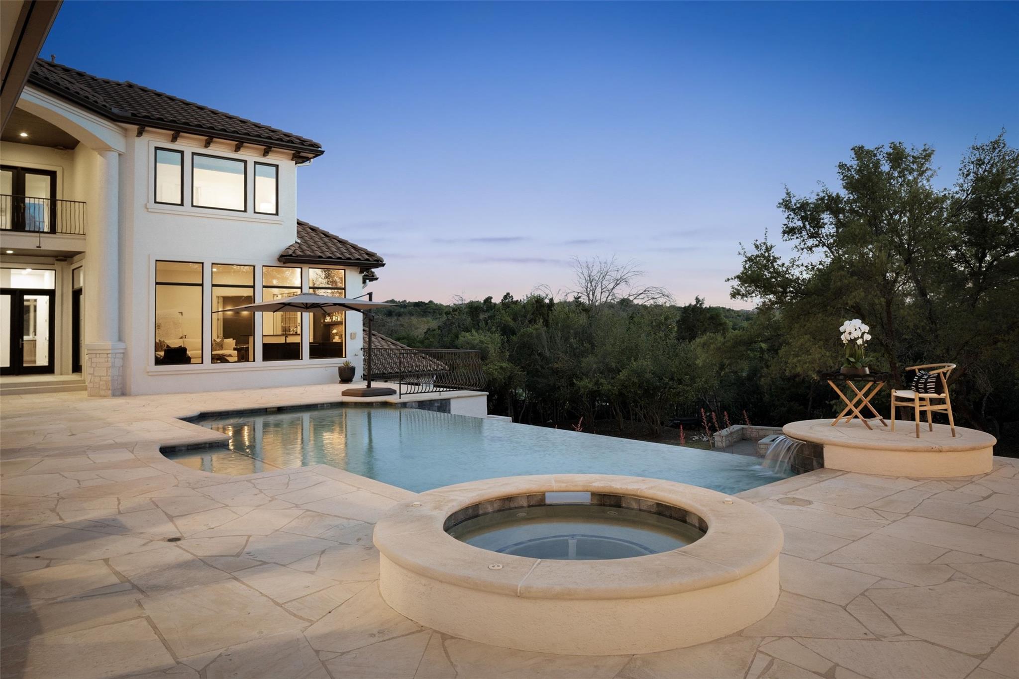 211 BELLA CIMA Dr, Austin, TX 78734