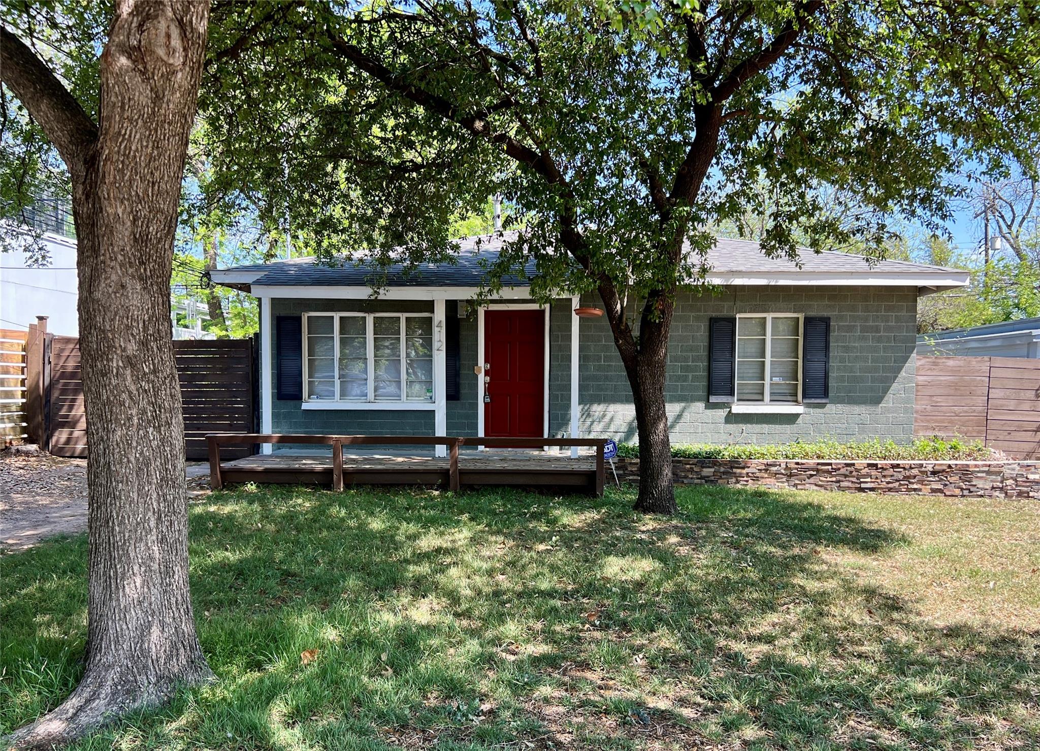 412 W Croslin St # A, Austin, TX 78752