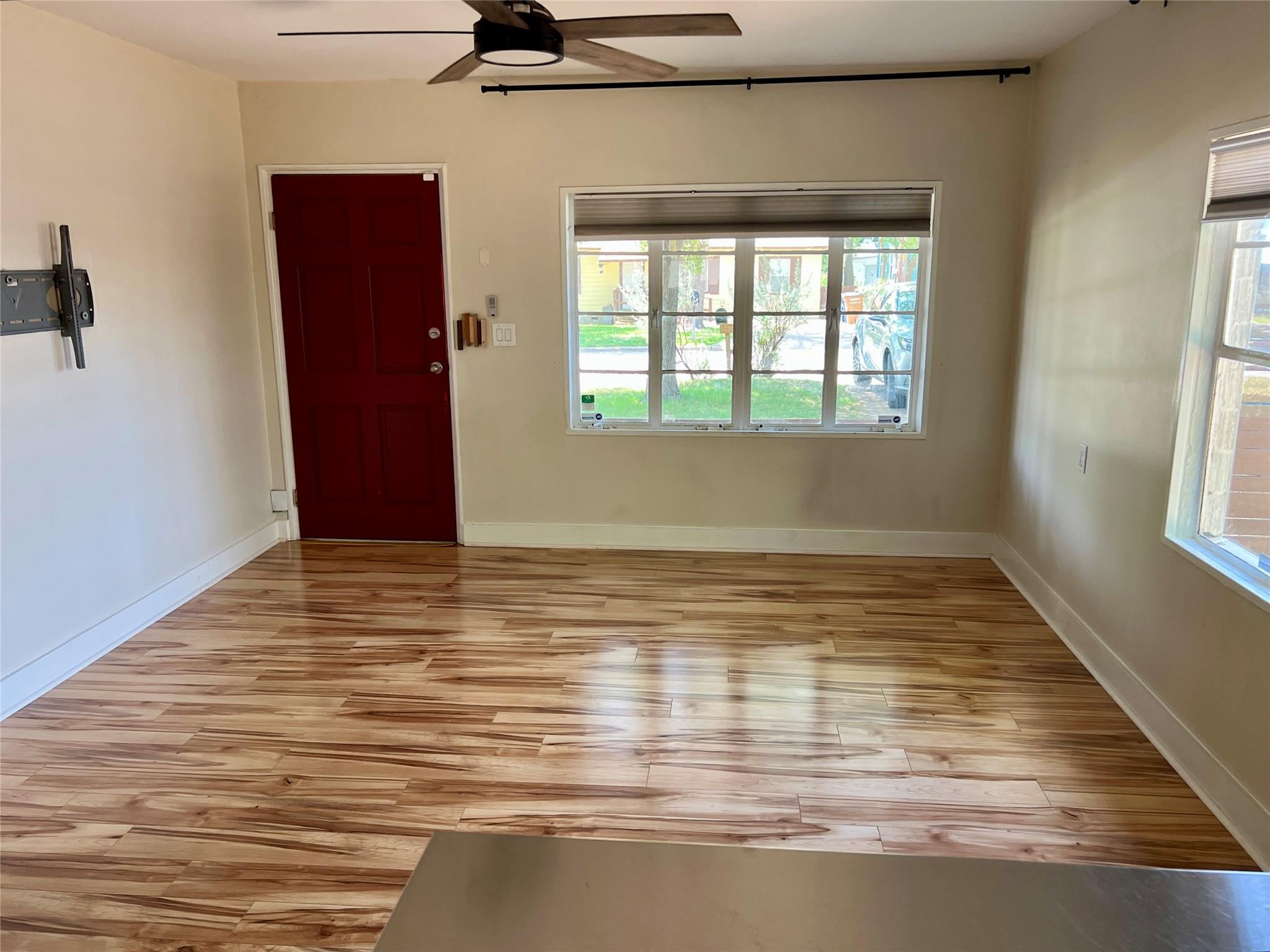 412 W Croslin St # A, Austin, TX 78752