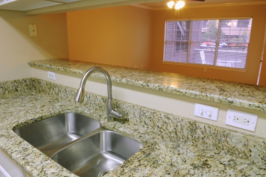 501 W 26th St # 101, Austin, TX 78705