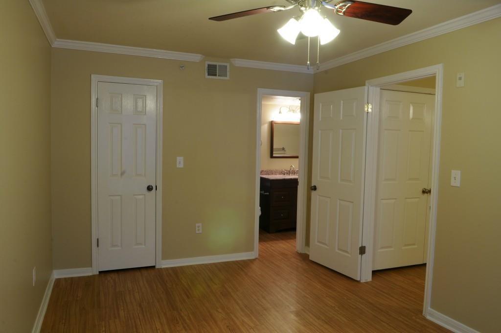 501 W 26th St # 101, Austin, TX 78705