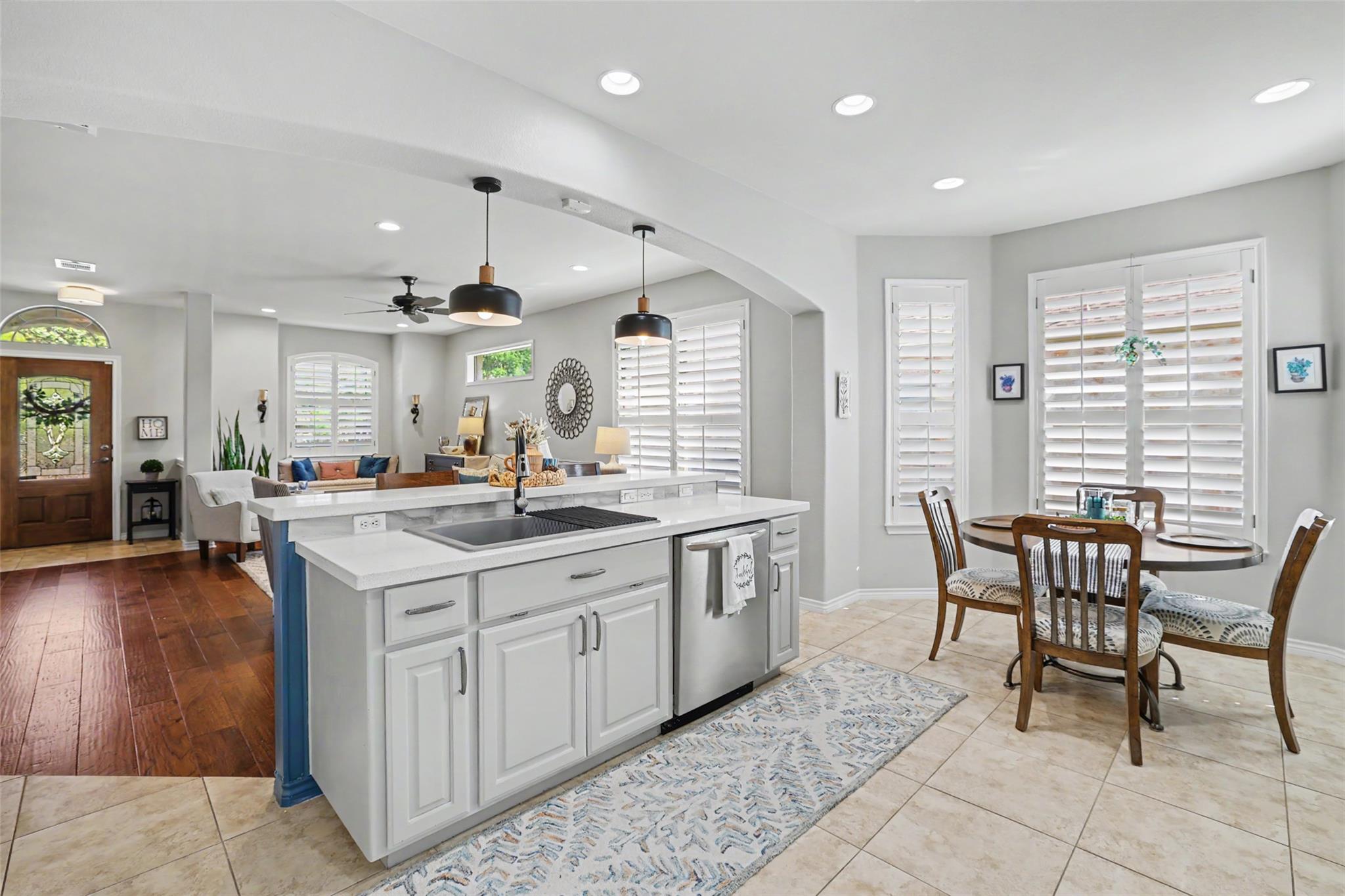 822 Boquilla Trl, Georgetown, TX 78633