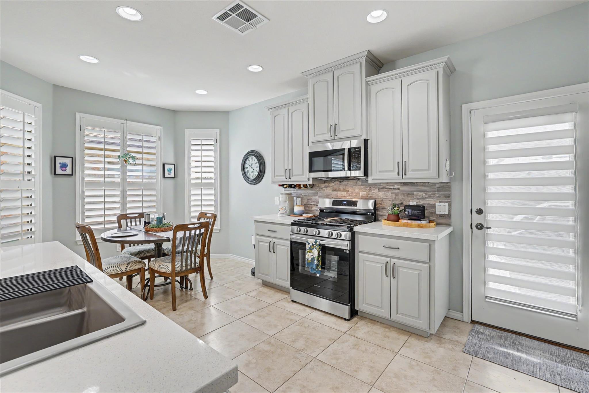 822 Boquilla Trl, Georgetown, TX 78633