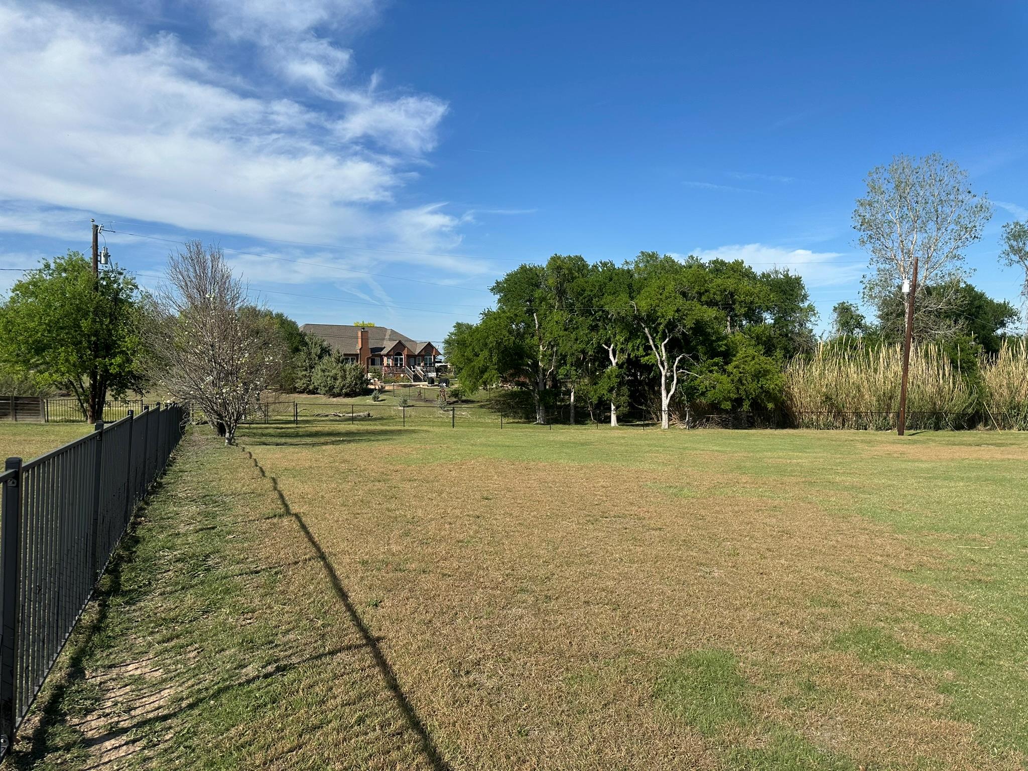 205 Morningside Cir, Hutto, TX 78634