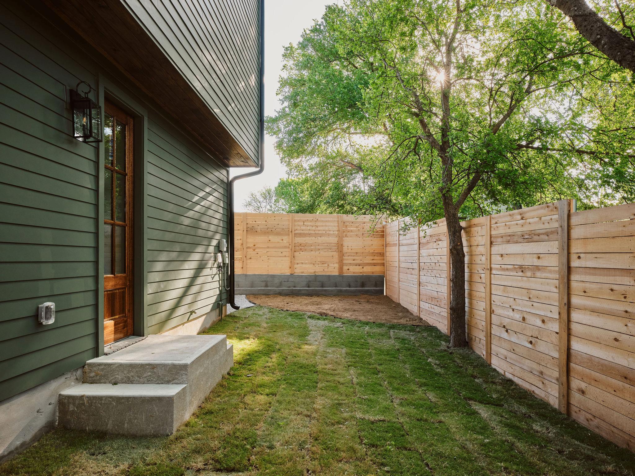 1037 Nile St # 3, Austin, TX 78702