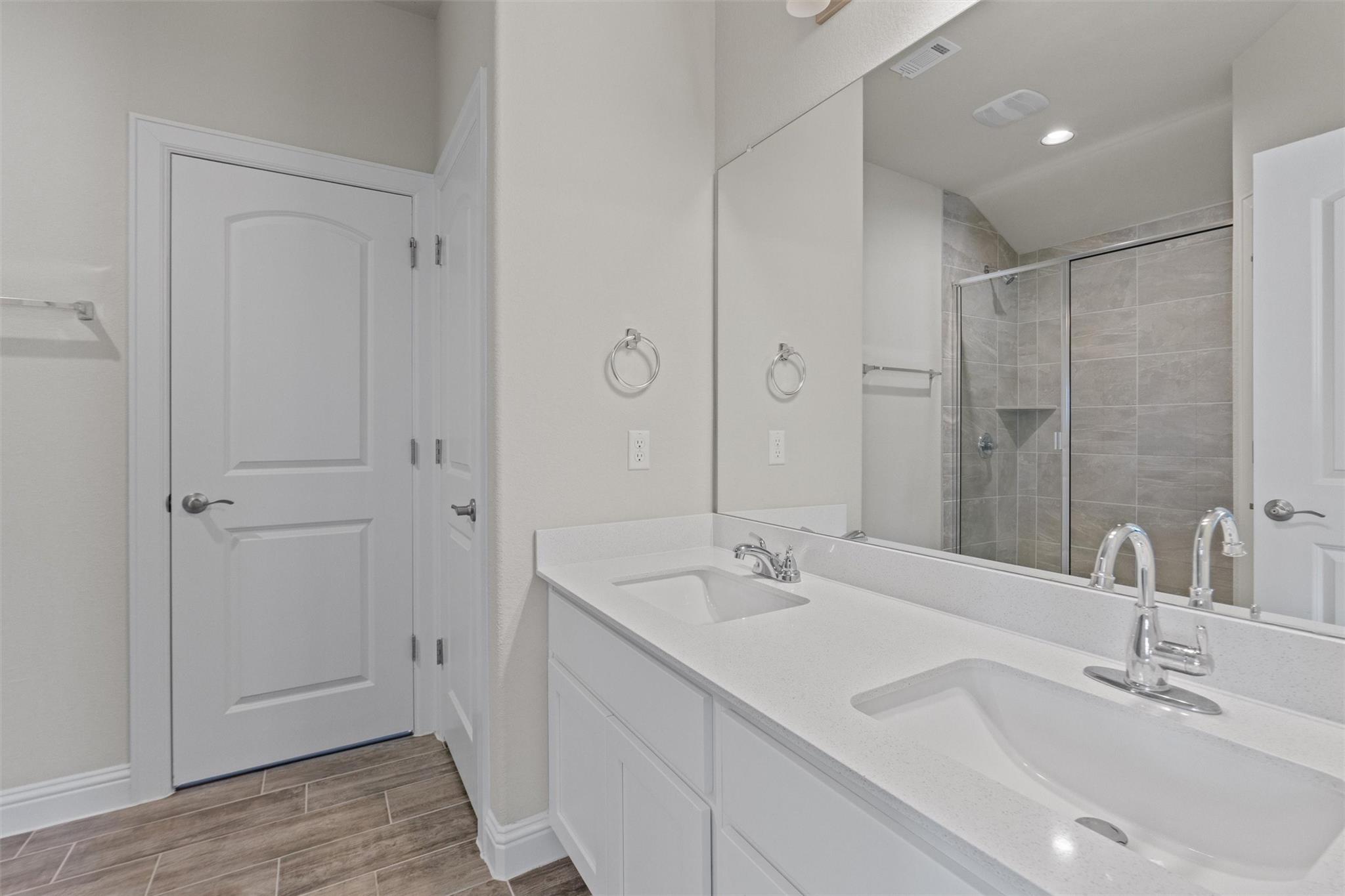 205 Riverhill Cv, Georgetown, TX 78628