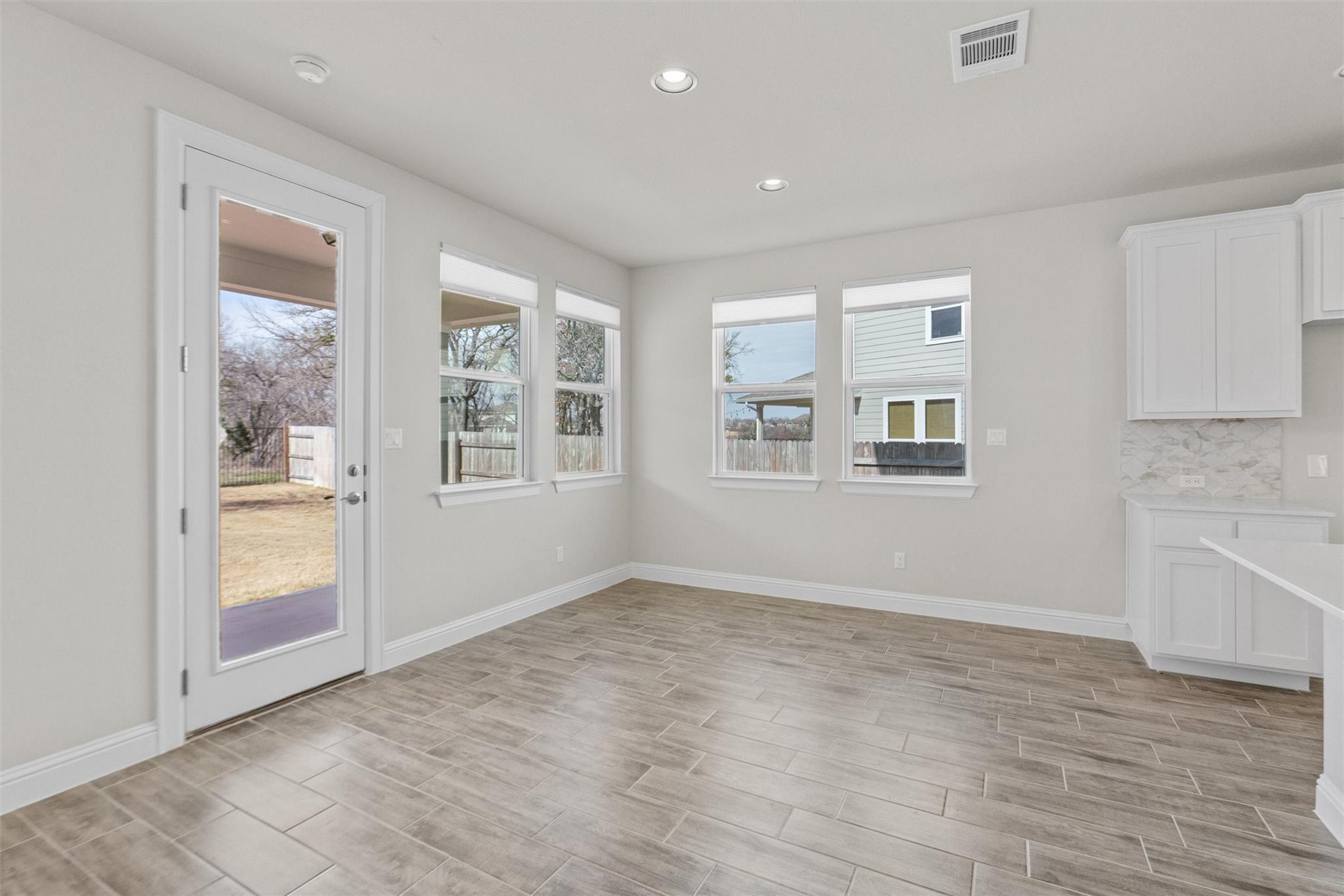 205 Riverhill Cv, Georgetown, TX 78628