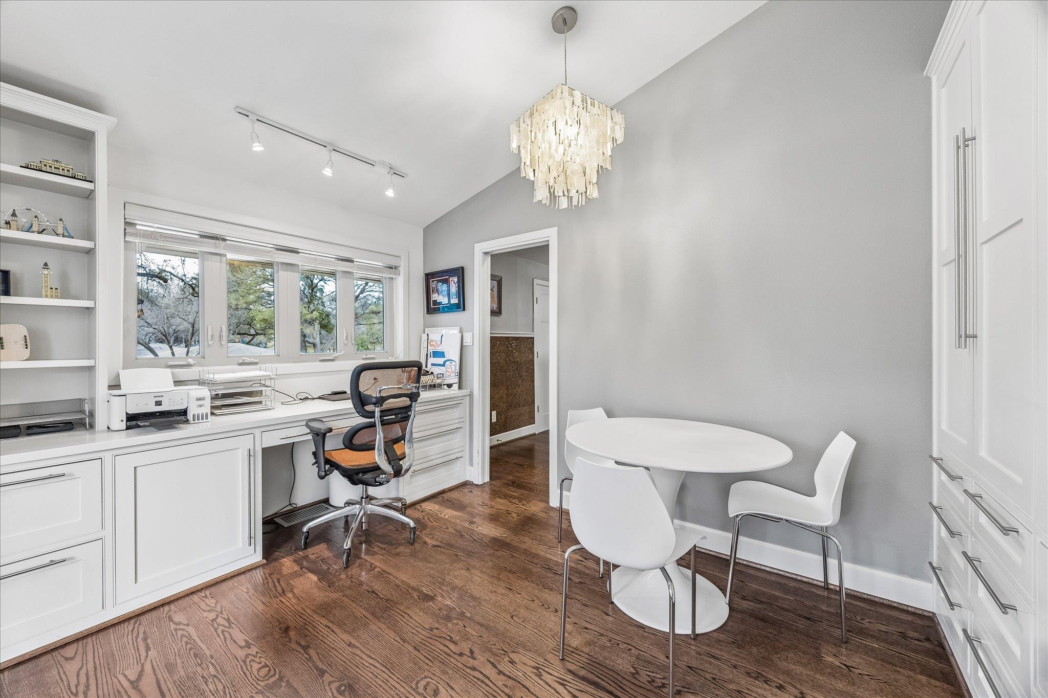 2613 Spring Ln, Austin, TX 78703