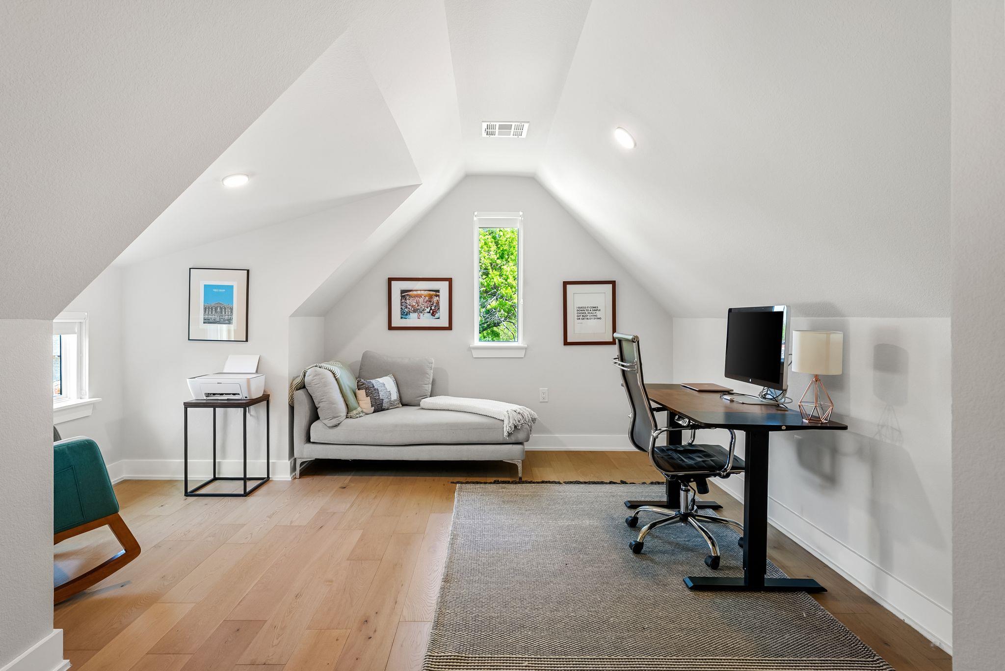 5109 Stone Gate Dr # 1, Austin, TX 78721