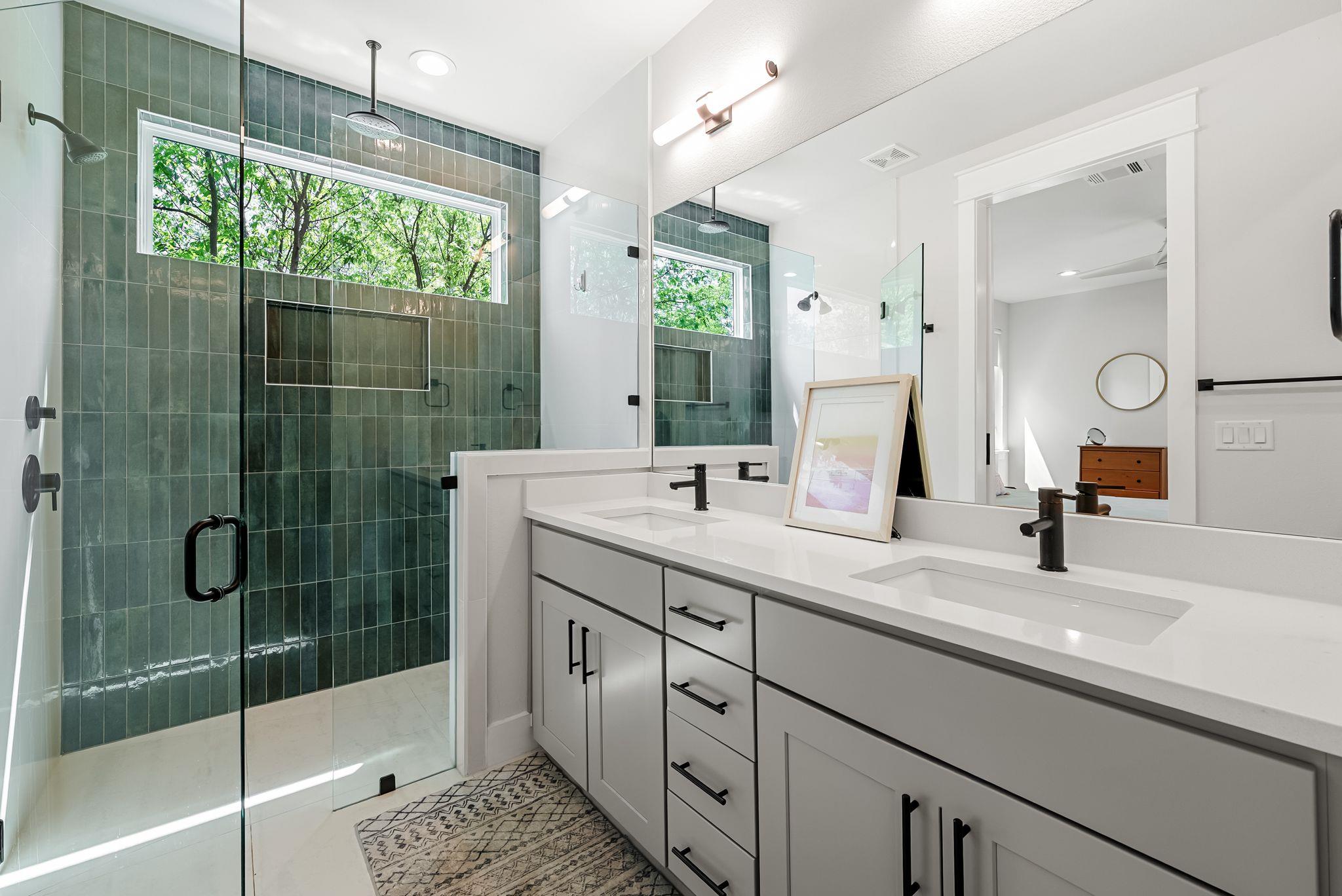 5109 Stone Gate Dr # 1, Austin, TX 78721