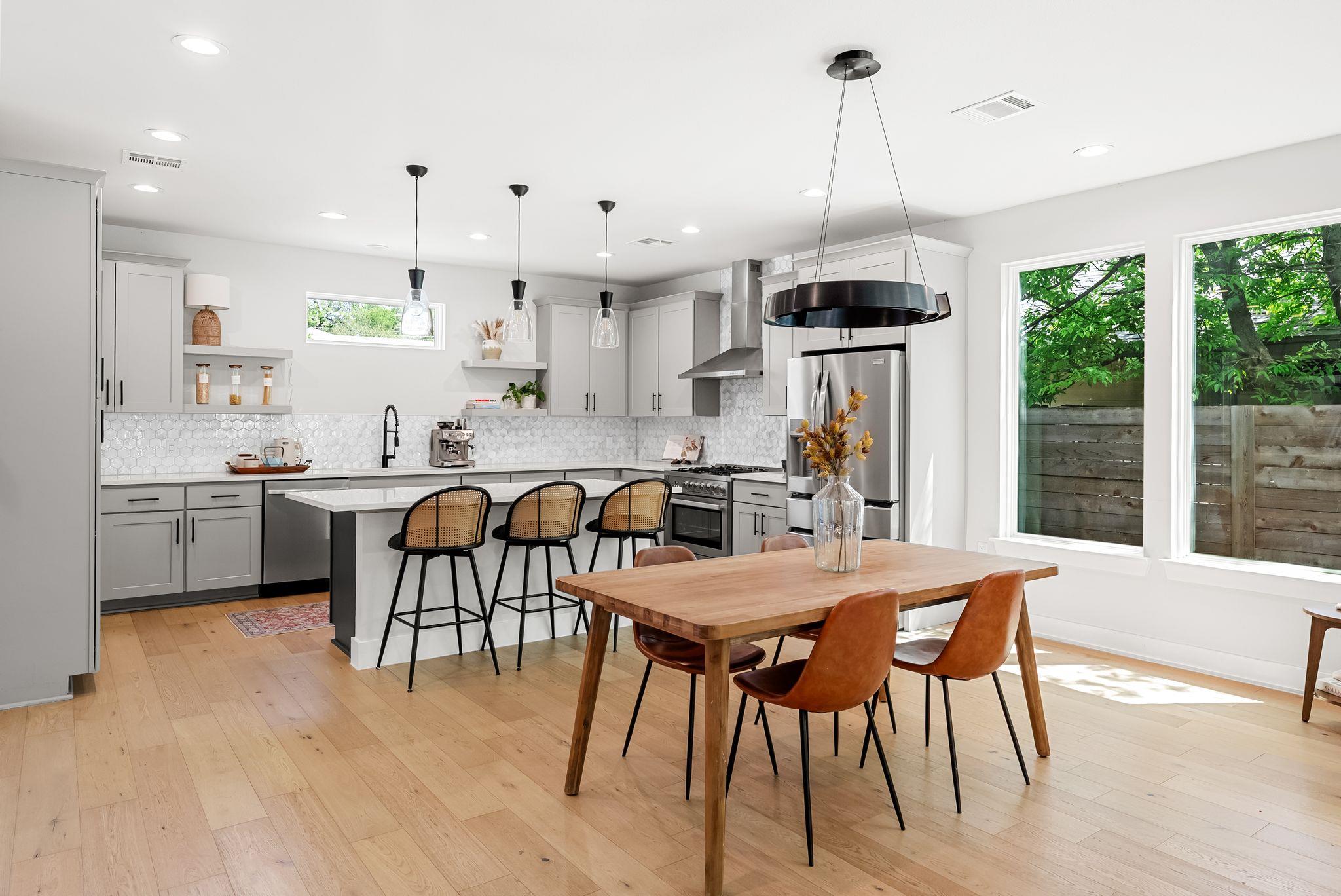 5109 Stone Gate Dr # 1, Austin, TX 78721