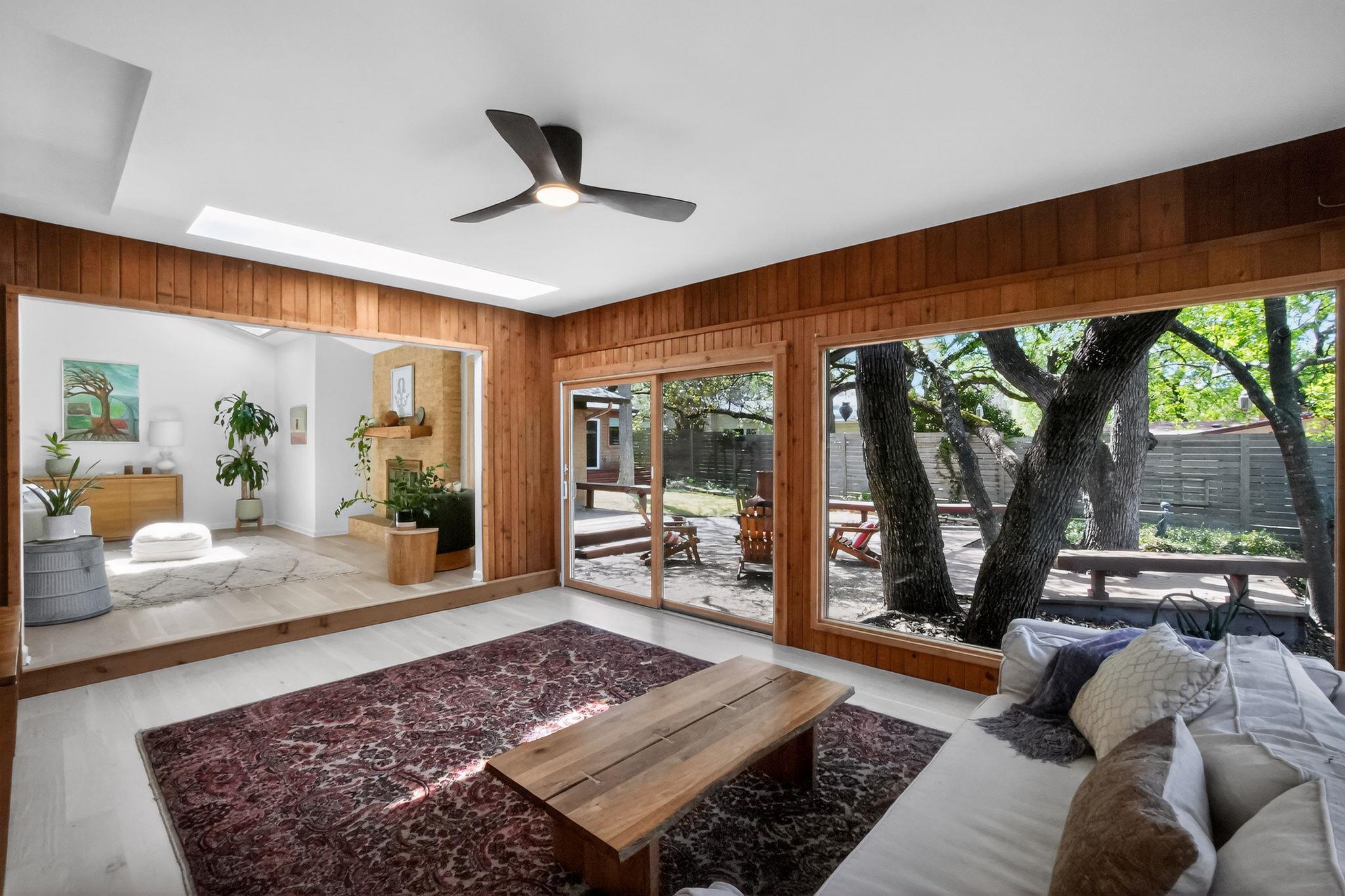 2104 Four Oaks Ln, Austin, TX 78704