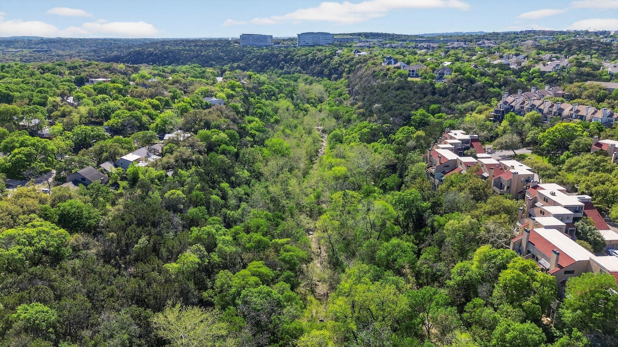 2104 Four Oaks Ln, Austin, TX 78704