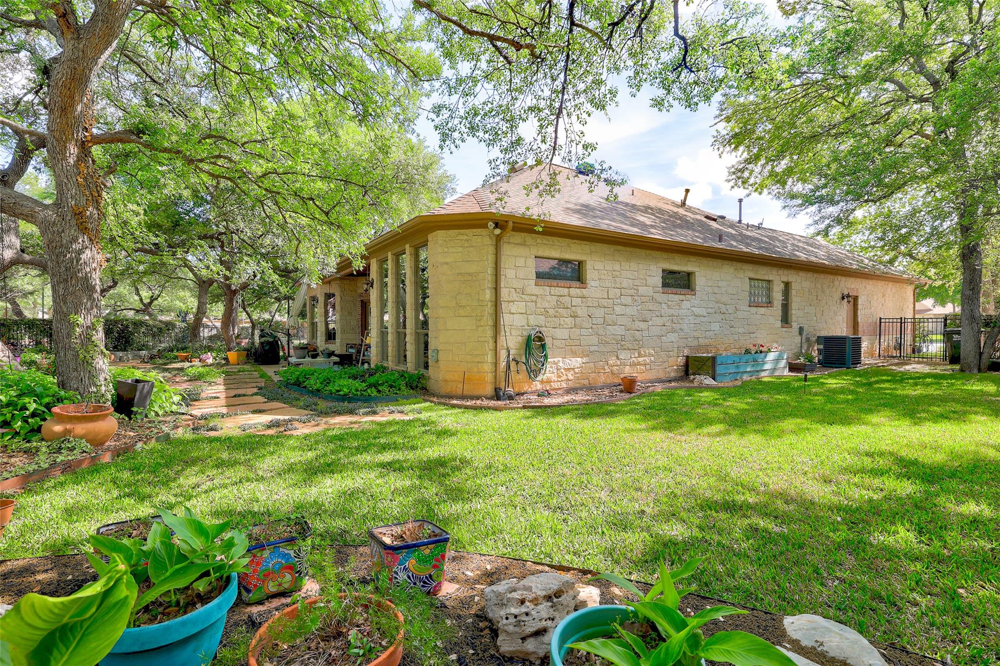 805 Boquilla Trl, Georgetown, TX 78633