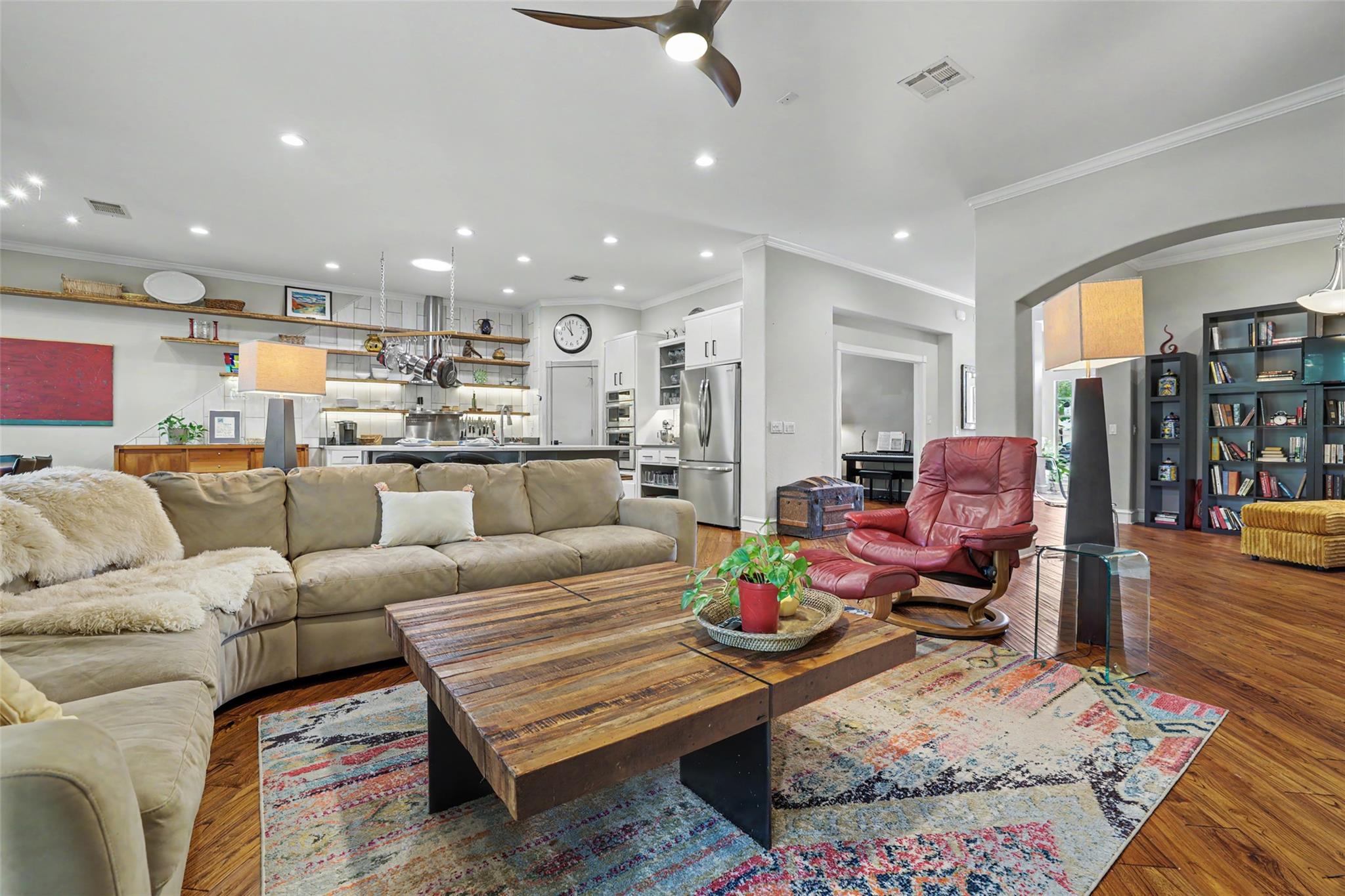 805 Boquilla Trl, Georgetown, TX 78633