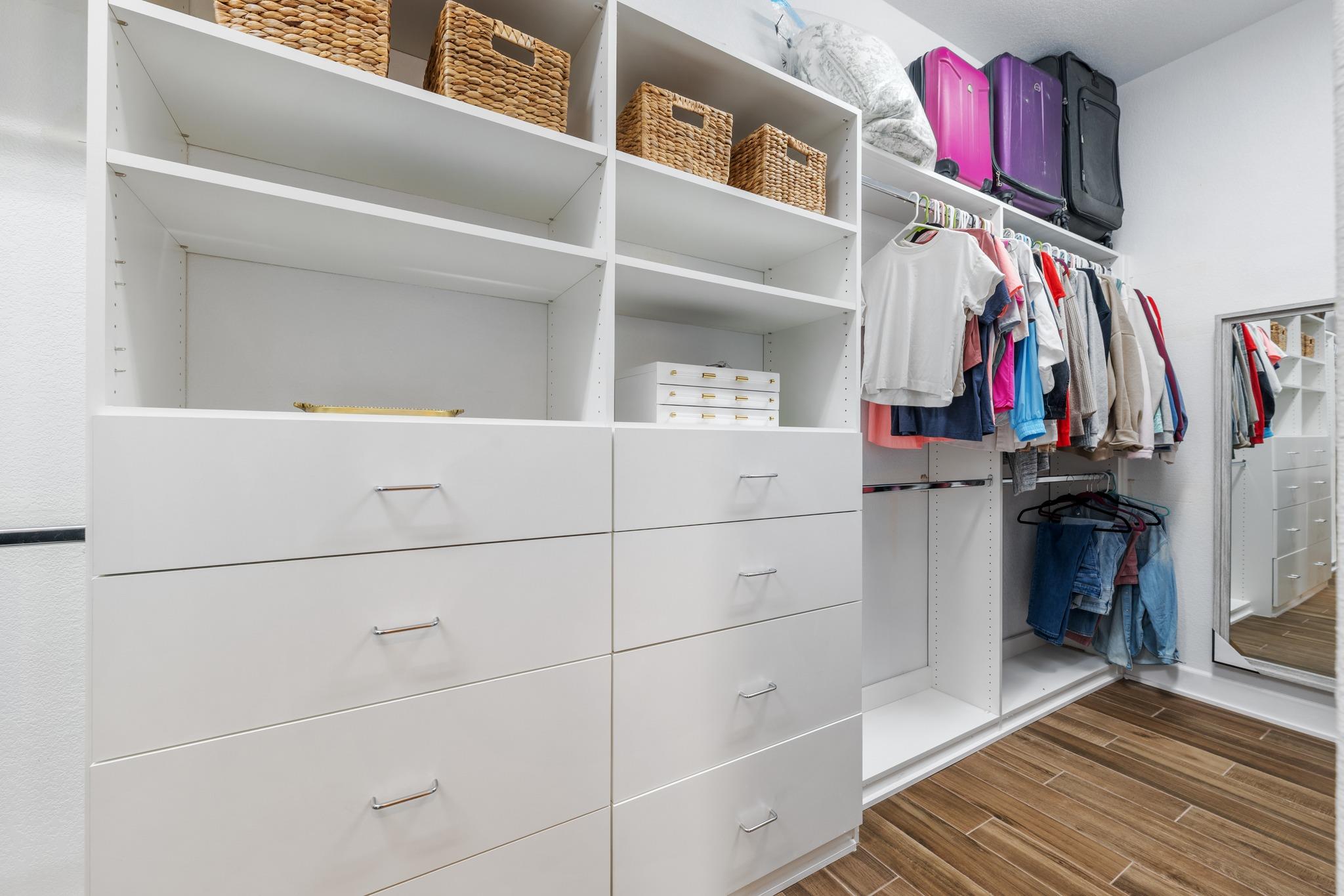 290 Grafton Ln, Austin, TX 78737