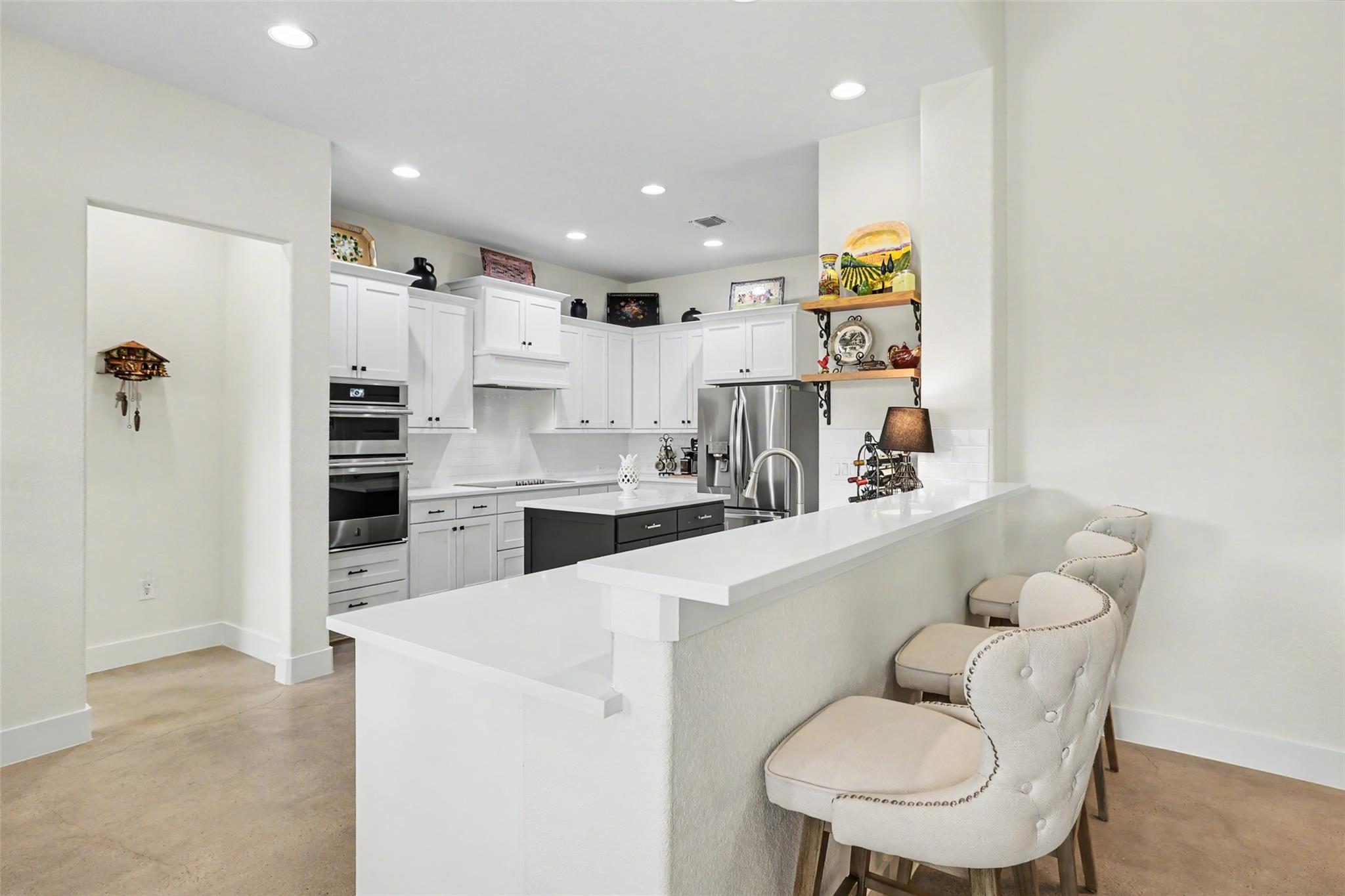 705 Pheasant Mdw, Liberty Hill, TX 78642