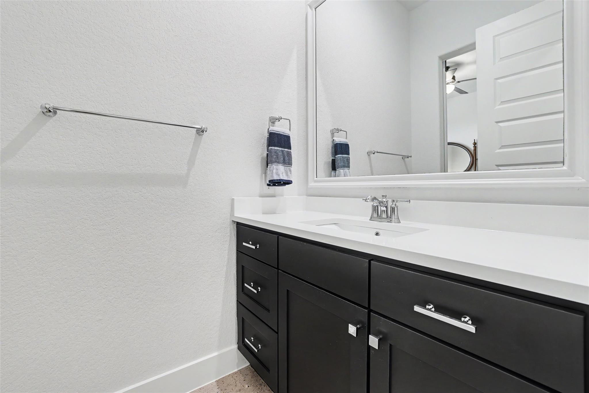 705 Pheasant Mdw, Liberty Hill, TX 78642