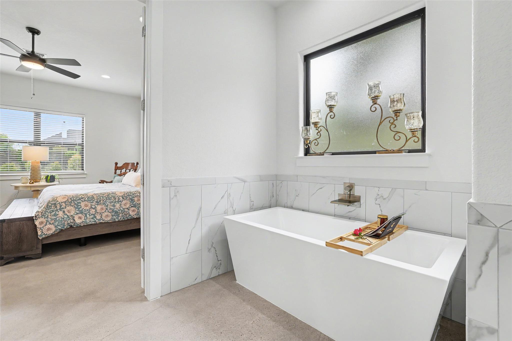 705 Pheasant Mdw, Liberty Hill, TX 78642