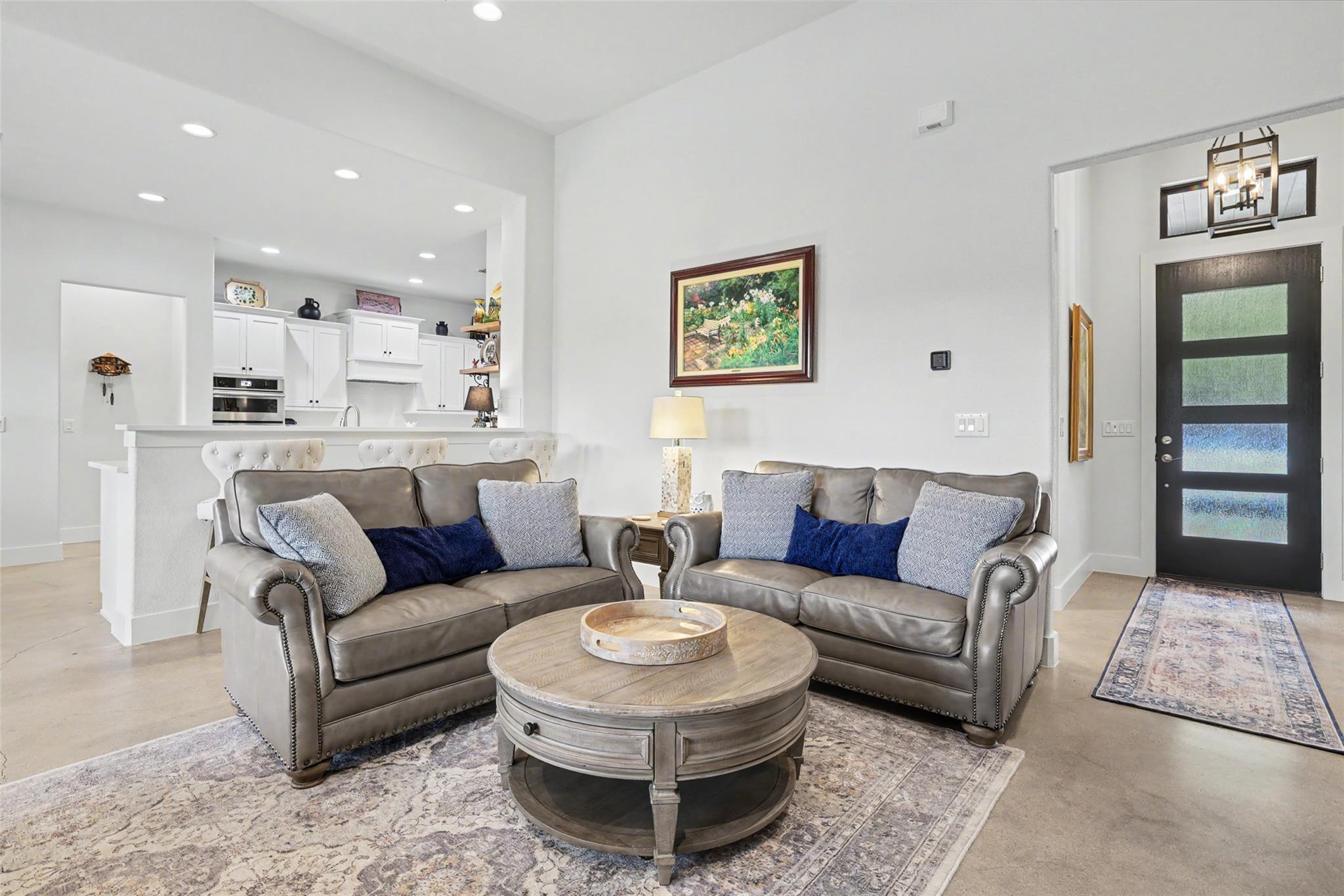 705 Pheasant Mdw, Liberty Hill, TX 78642