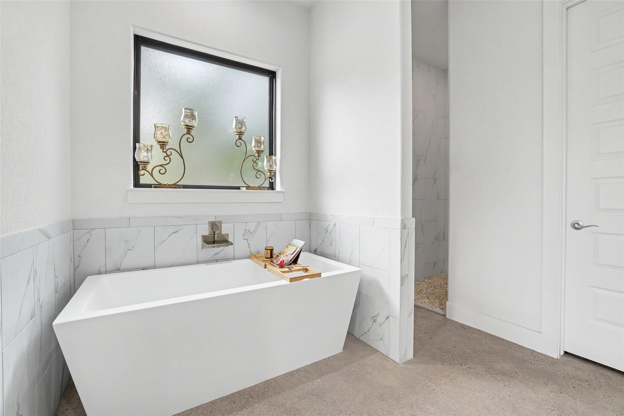 705 Pheasant Mdw, Liberty Hill, TX 78642