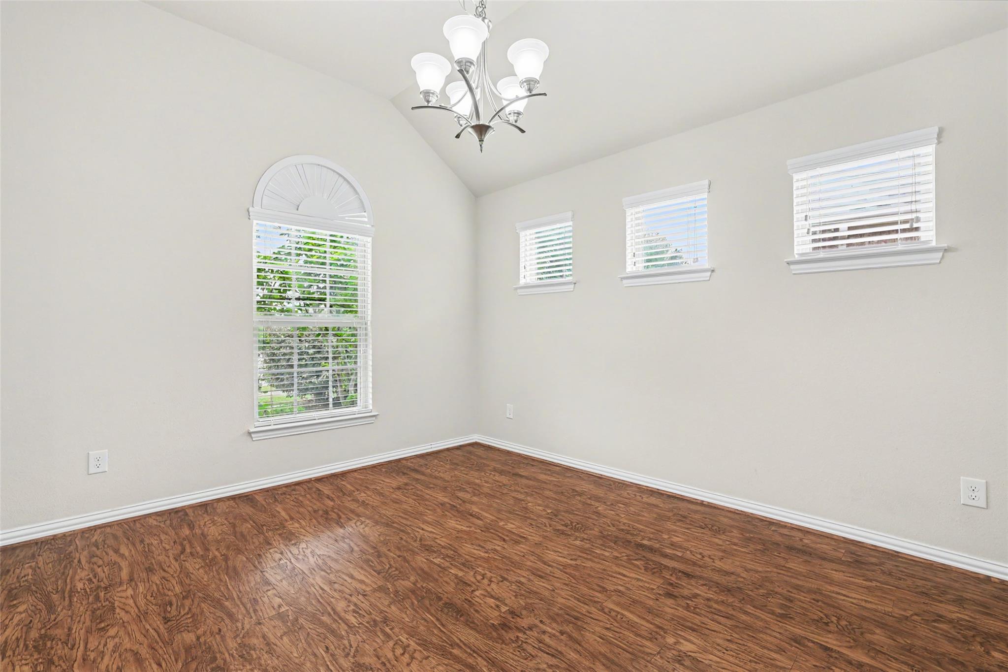 19805 Grail Hollows Cv, Pflugerville, TX 78660