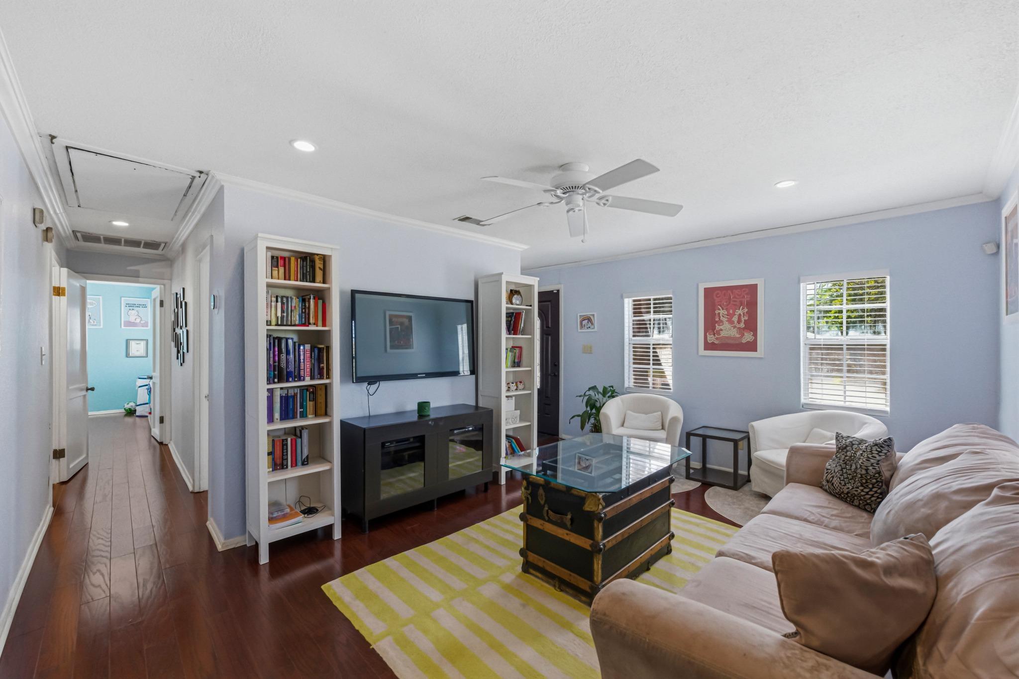 916 E 49th St, Austin, TX 78751