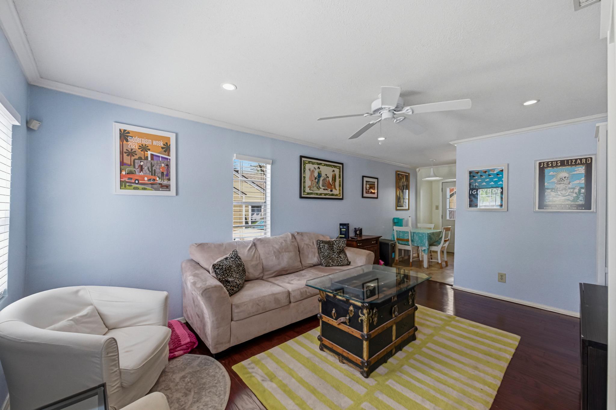 916 E 49th St, Austin, TX 78751