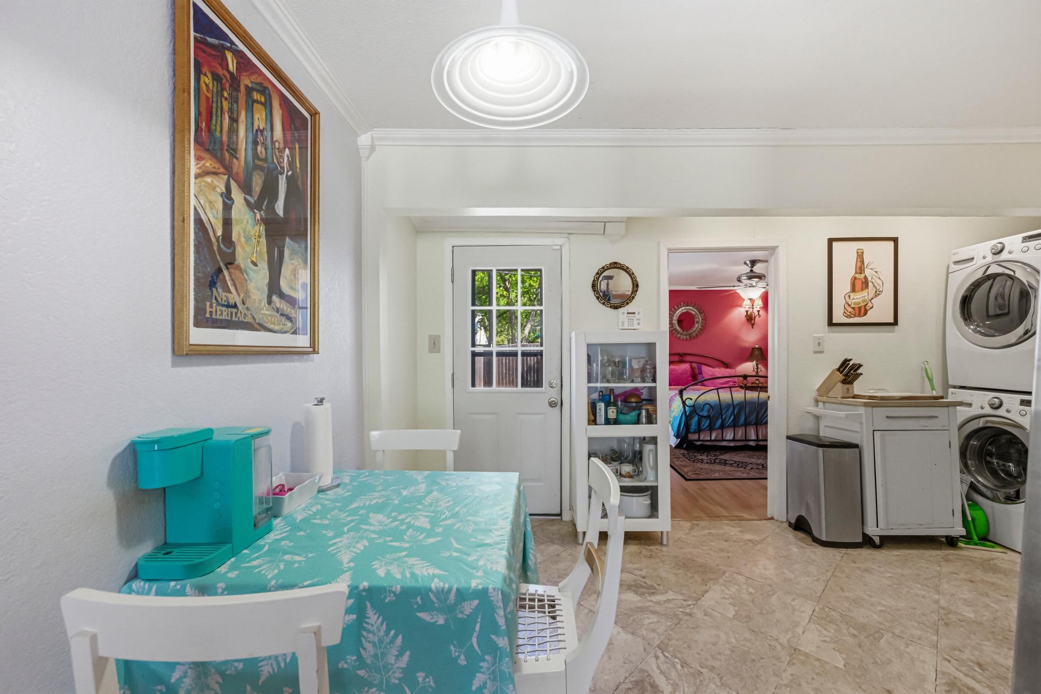 916 E 49th St, Austin, TX 78751