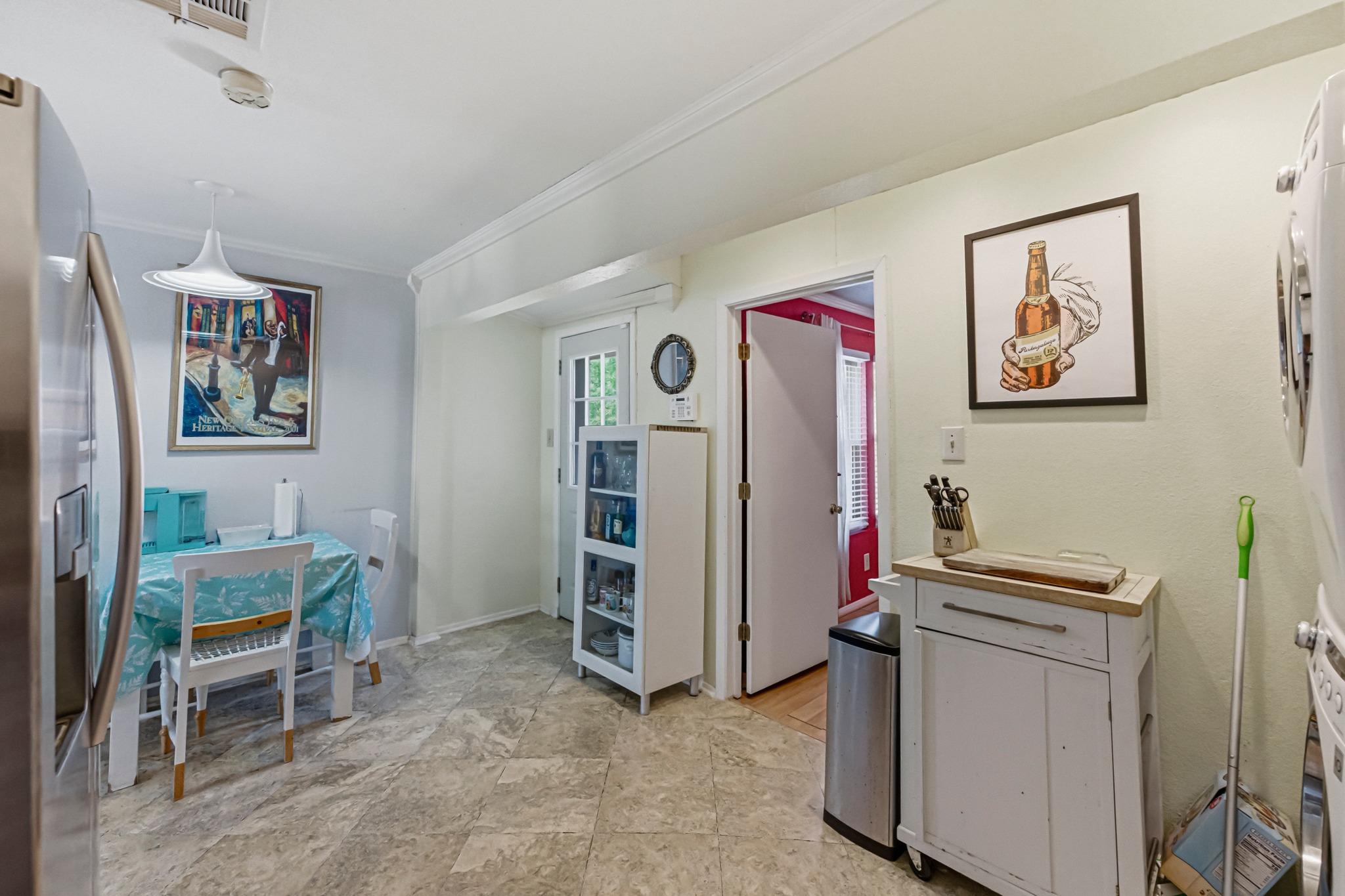 916 E 49th St, Austin, TX 78751