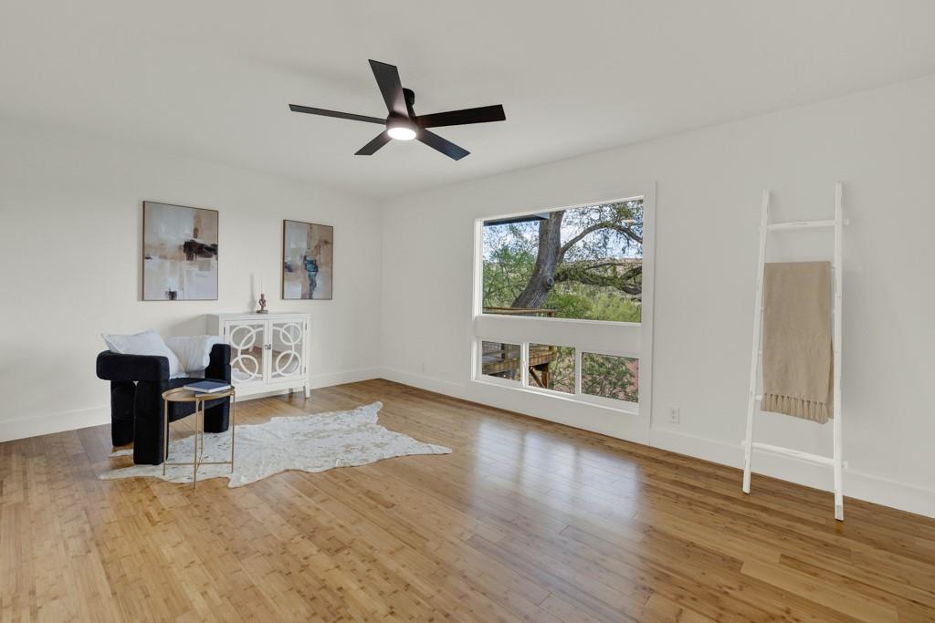 810 N Loop St, San Marcos, TX 78666