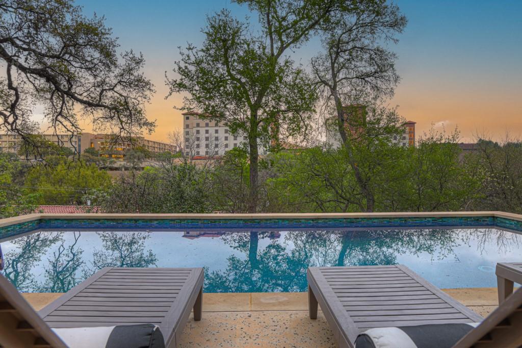 810 N Loop St, San Marcos, TX 78666