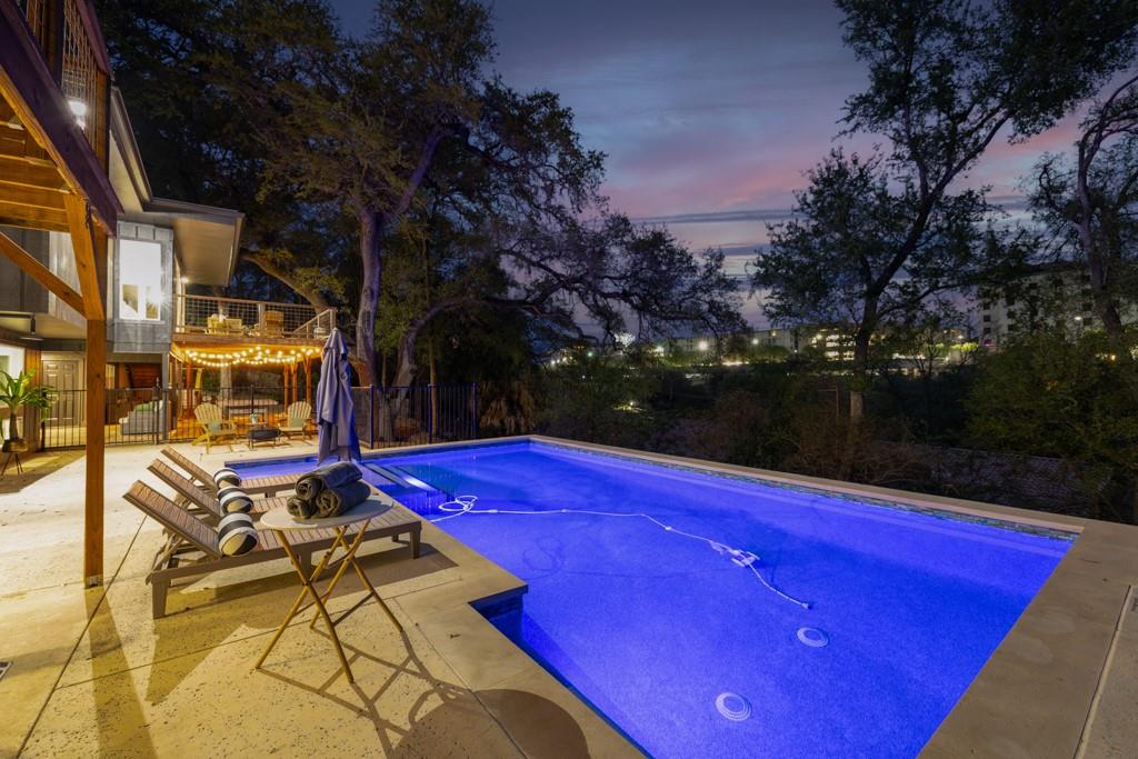 810 N Loop St, San Marcos, TX 78666