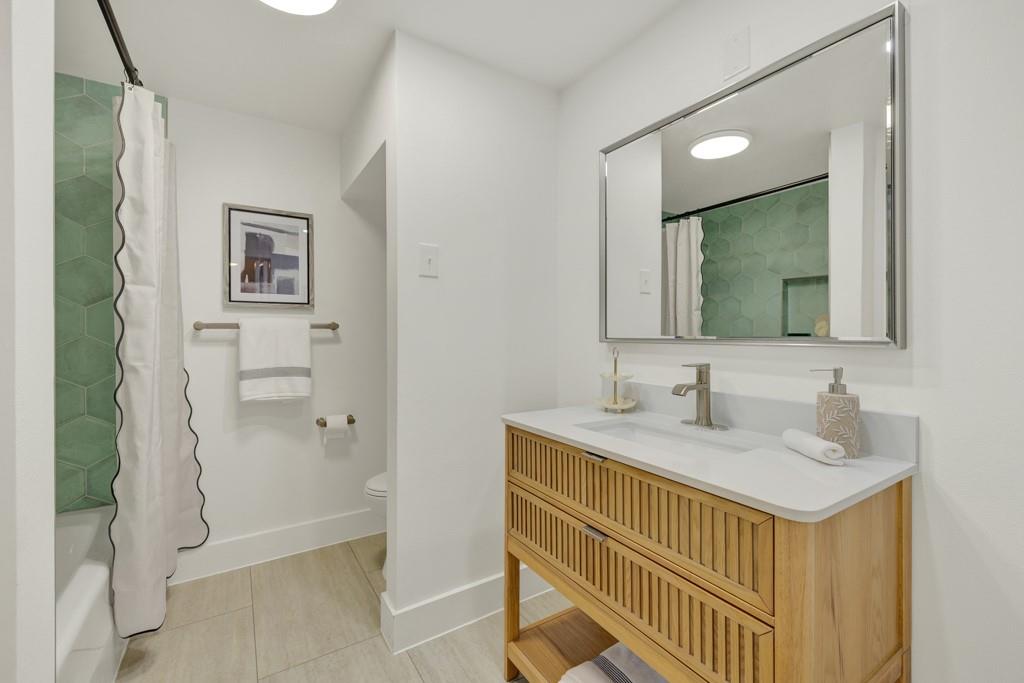 810 N Loop St, San Marcos, TX 78666