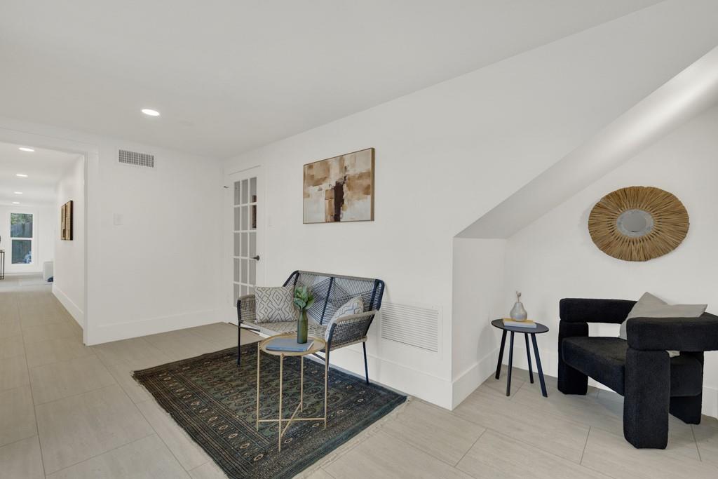 810 N Loop St, San Marcos, TX 78666