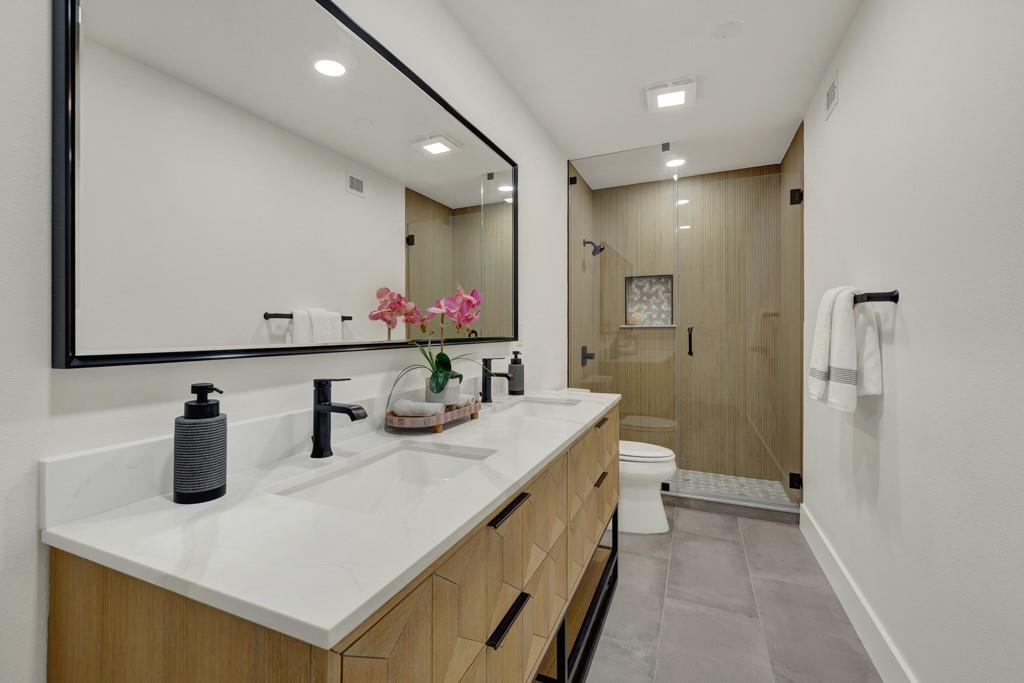 810 N Loop St, San Marcos, TX 78666