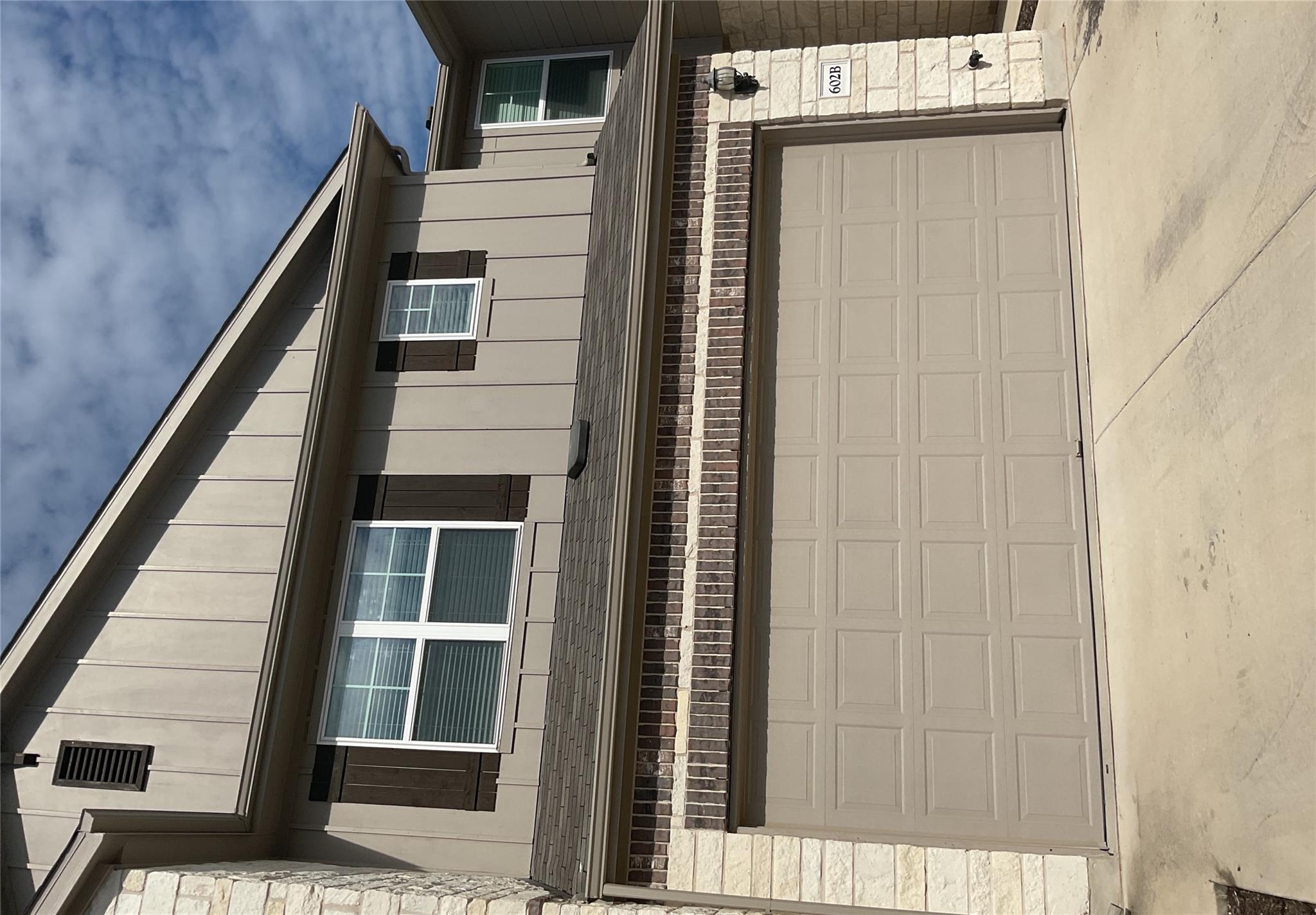 602 Pearly Eye Dr # B, Pflugerville, TX 78660