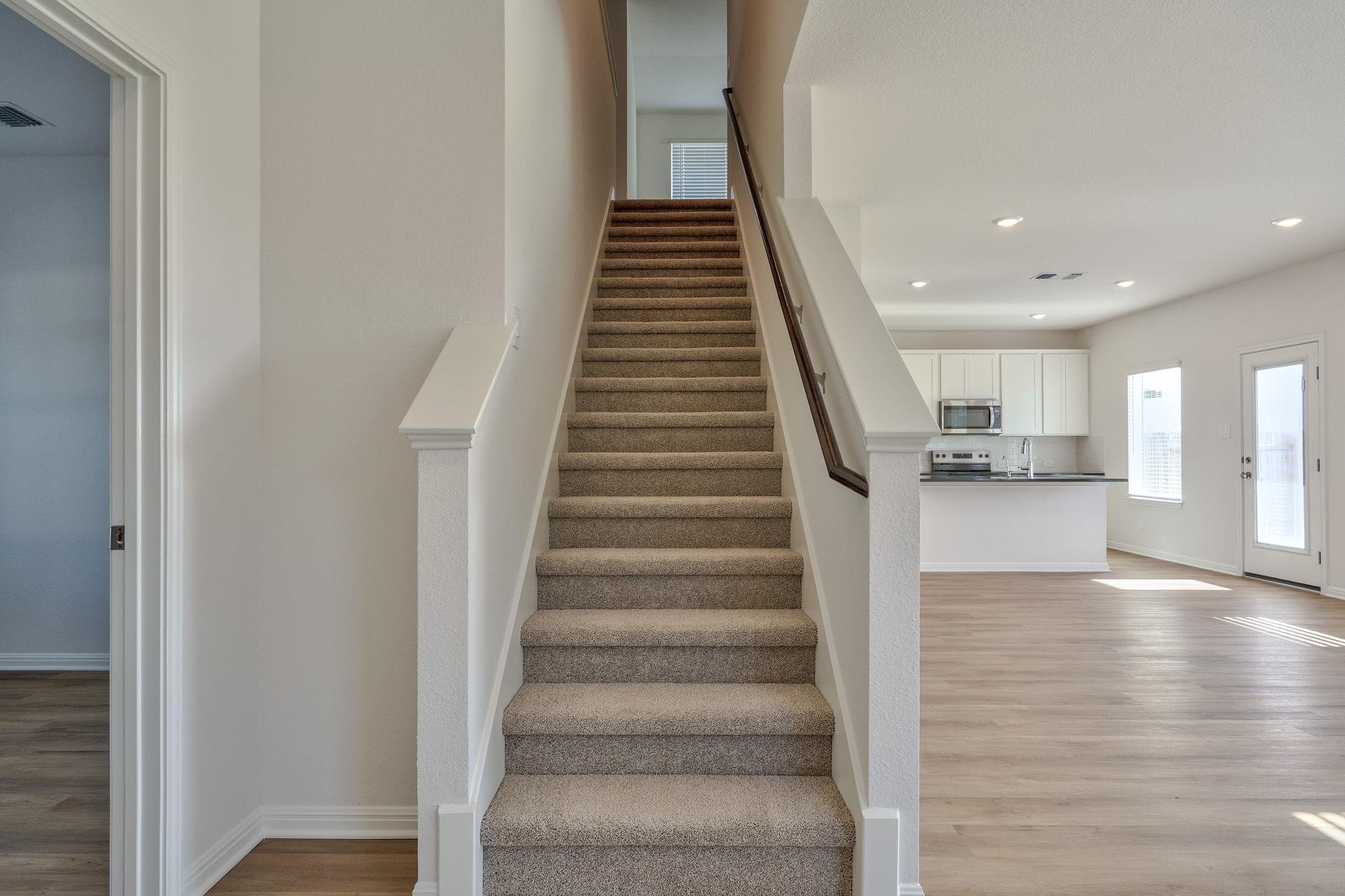 129 Honey Bee Rd, Jarrell, TX 76537